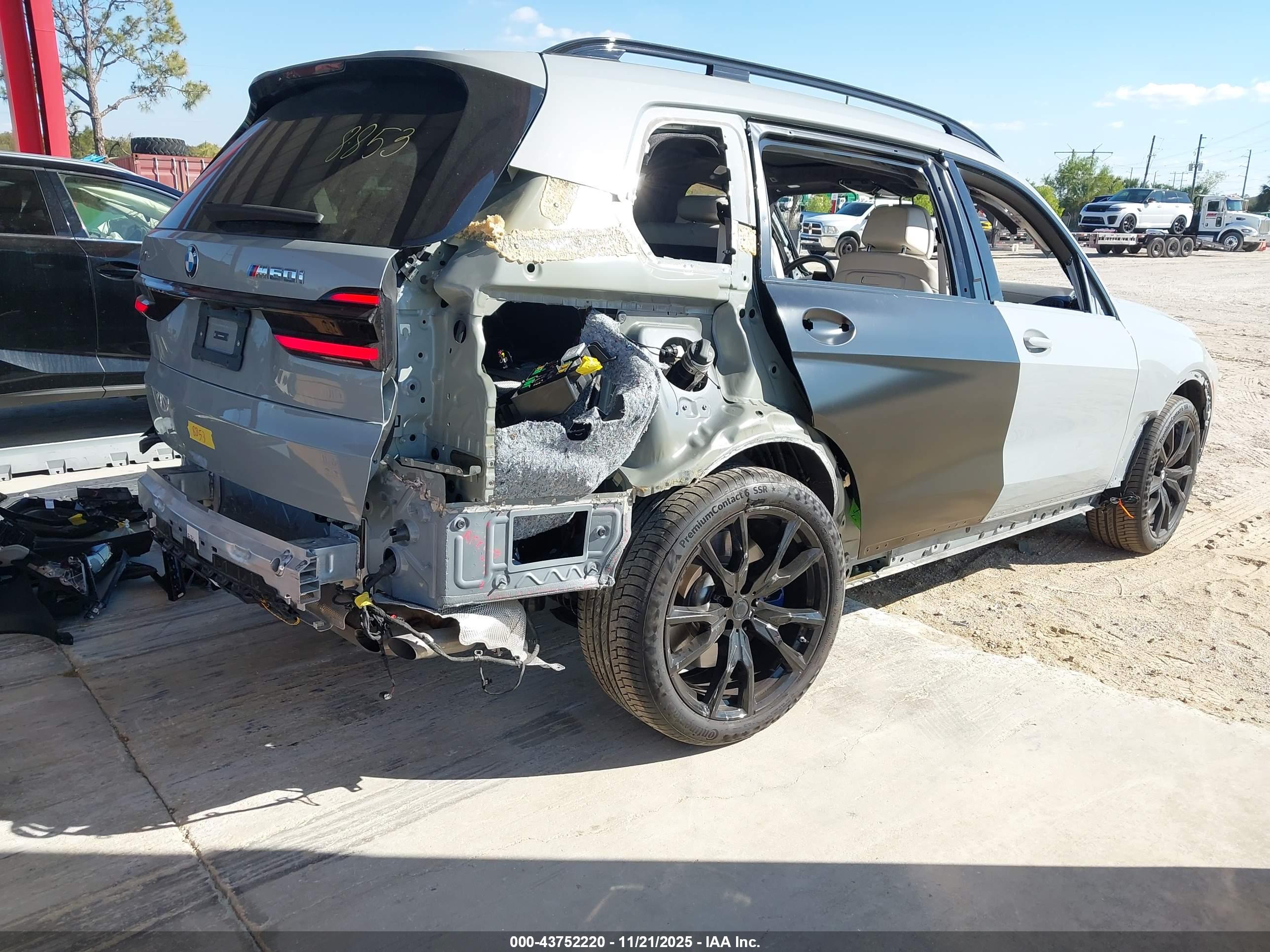 BMW X7 image 4