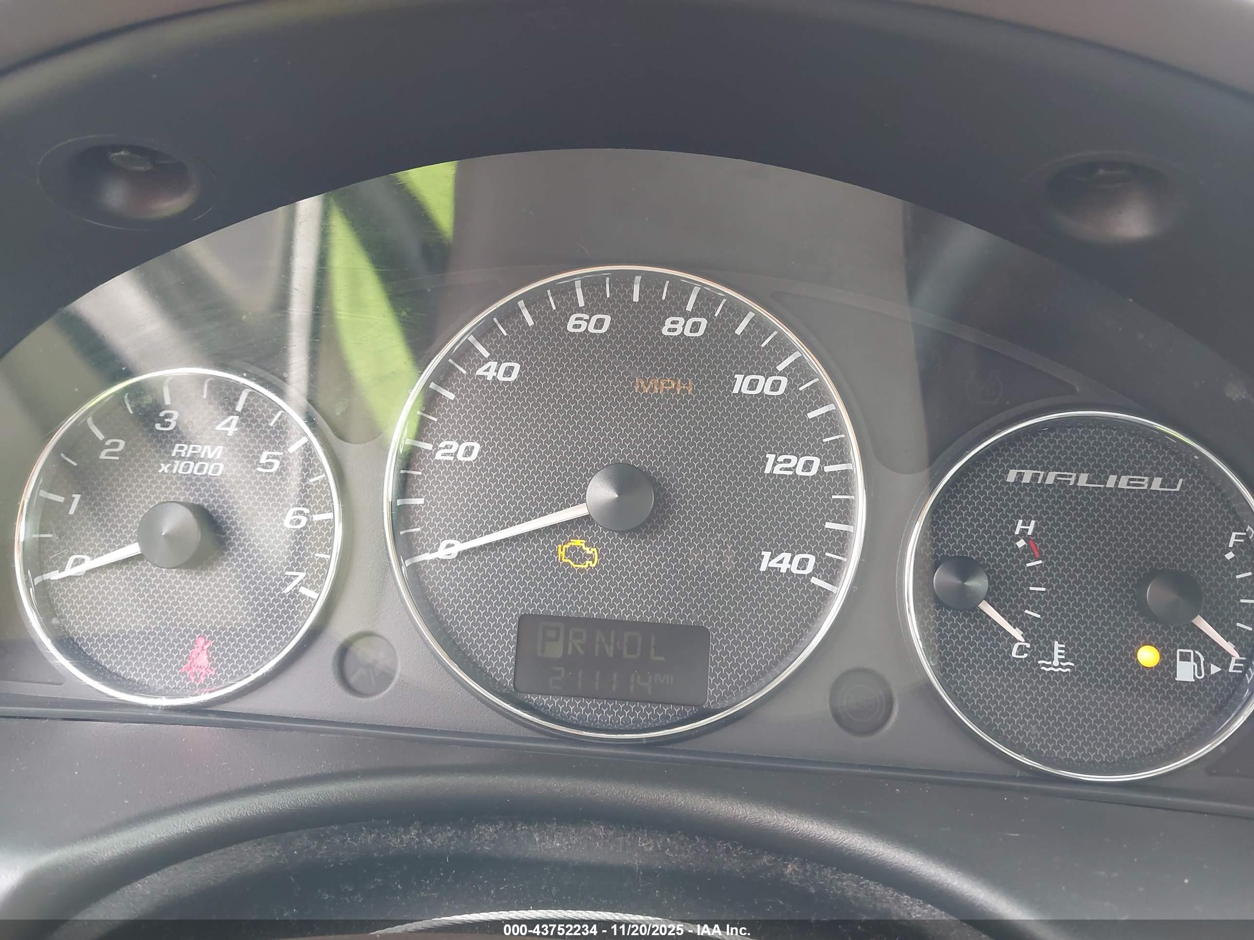 CHEVROLET MALIBU image 7