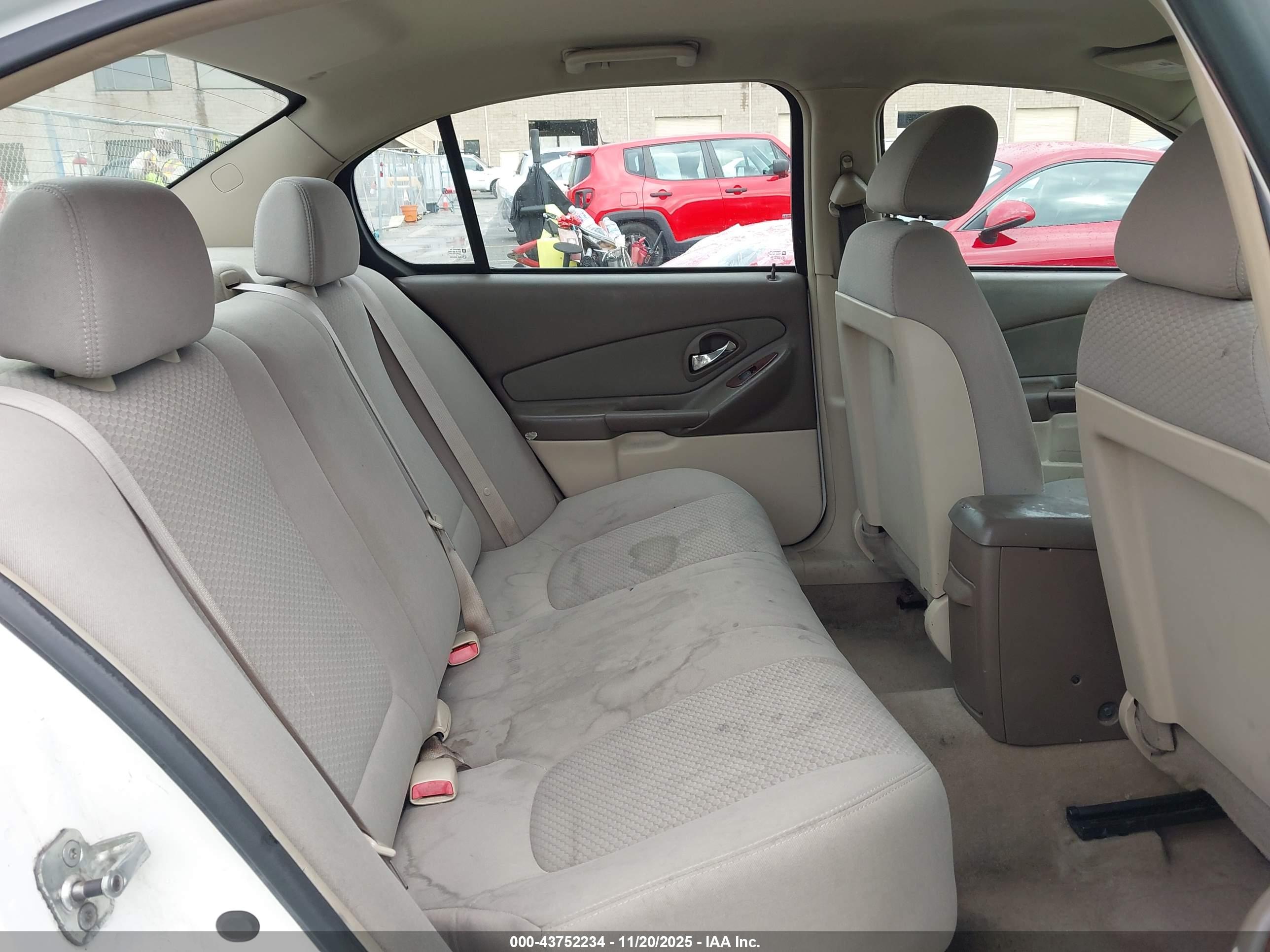 CHEVROLET MALIBU image 8