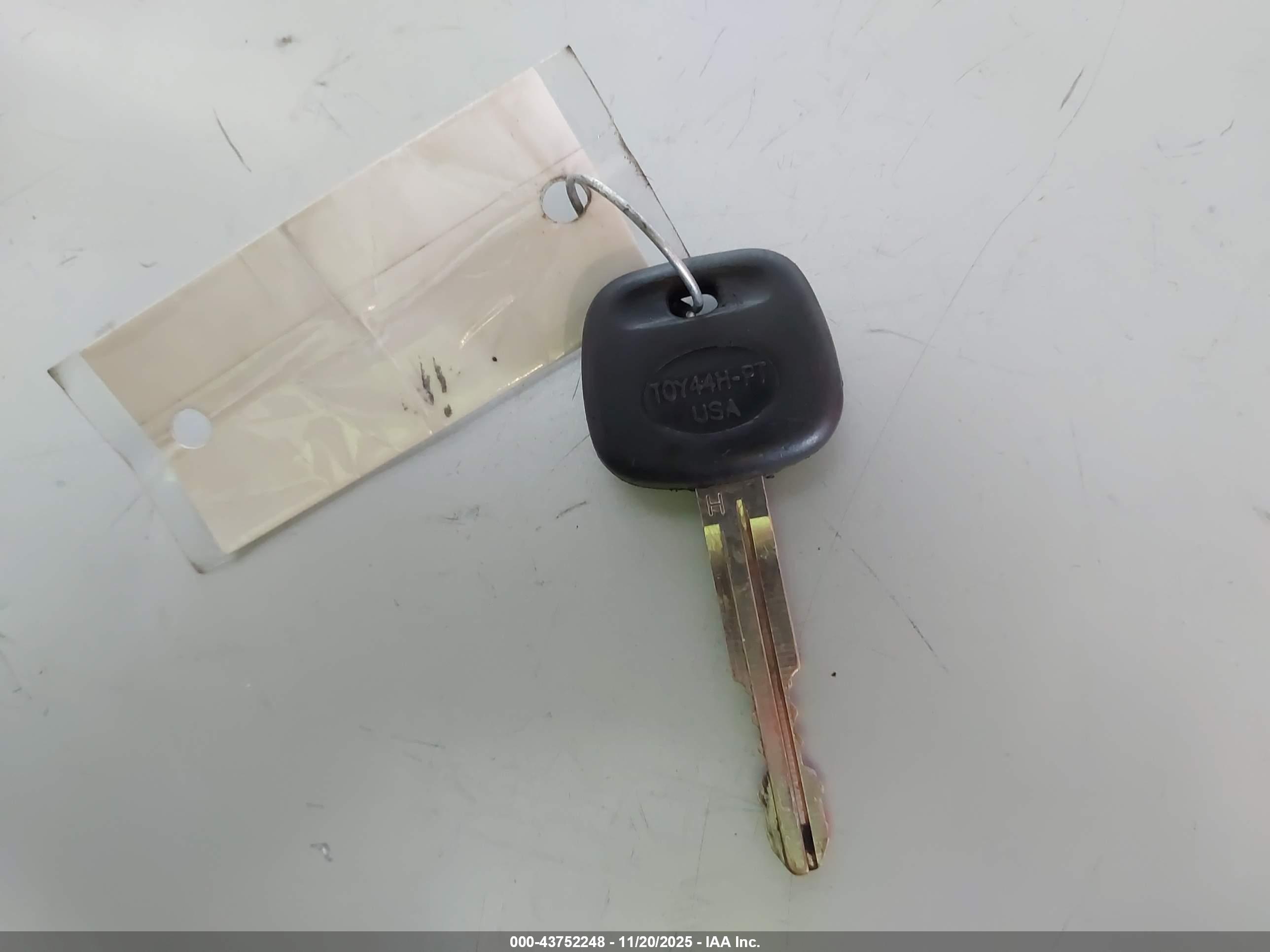 TOYOTA COROLLA image 11