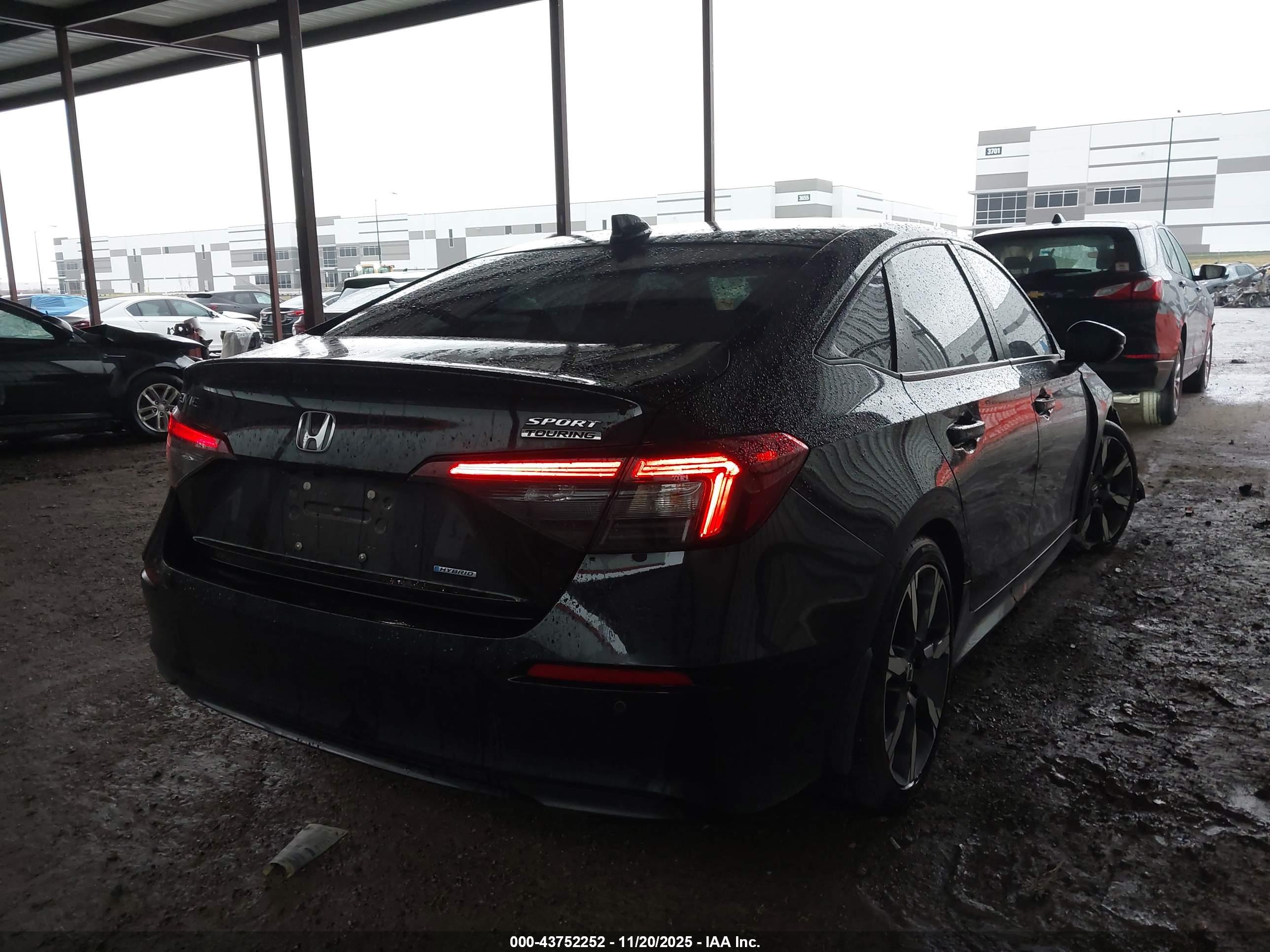 HONDA CIVIC image 4