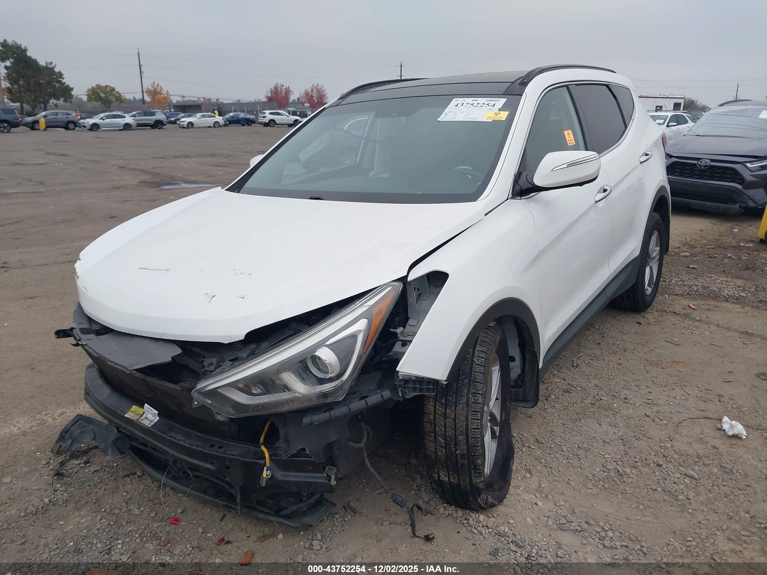 HYUNDAI SANTA image 2