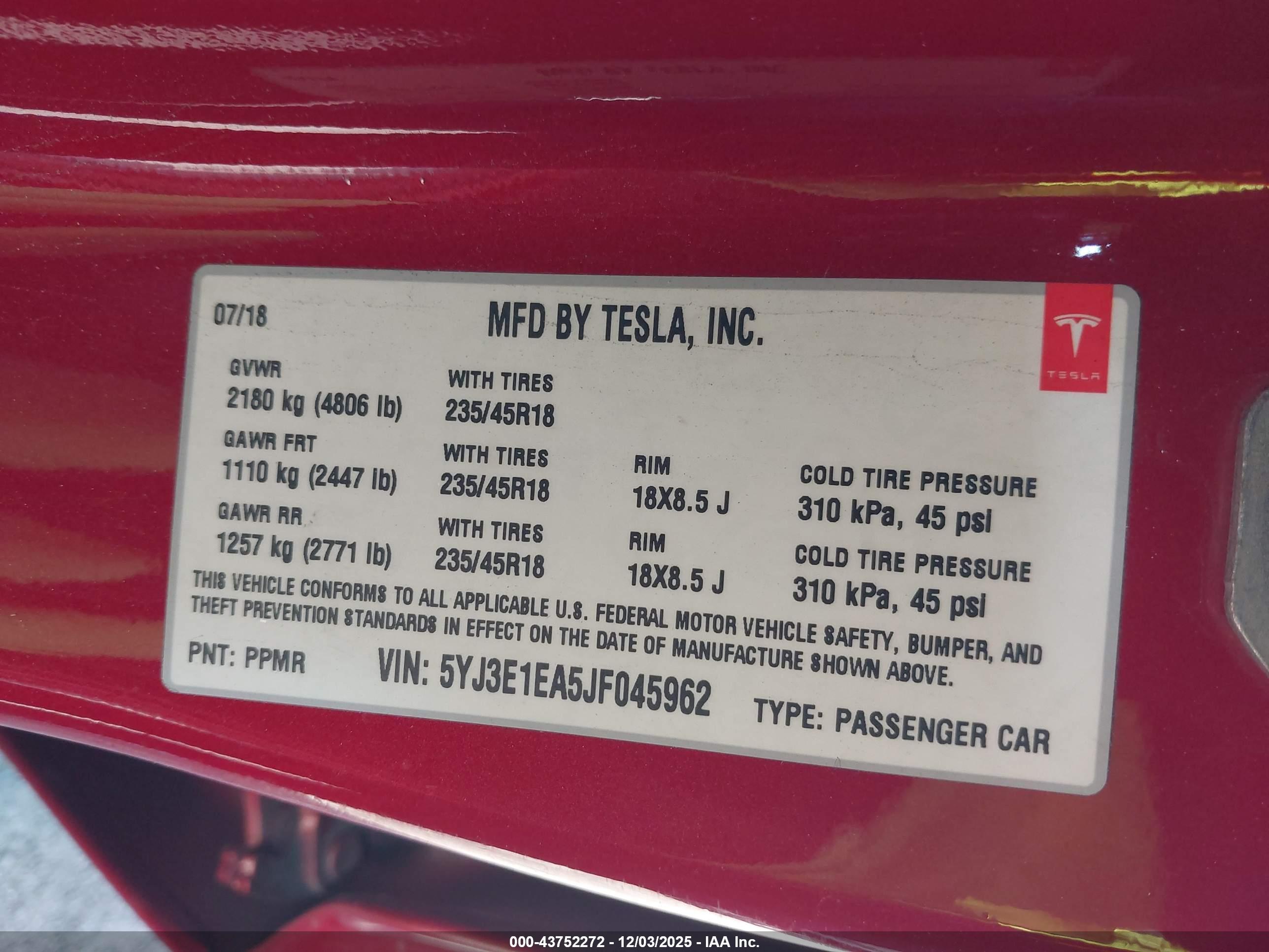 TESLA MODEL image 9