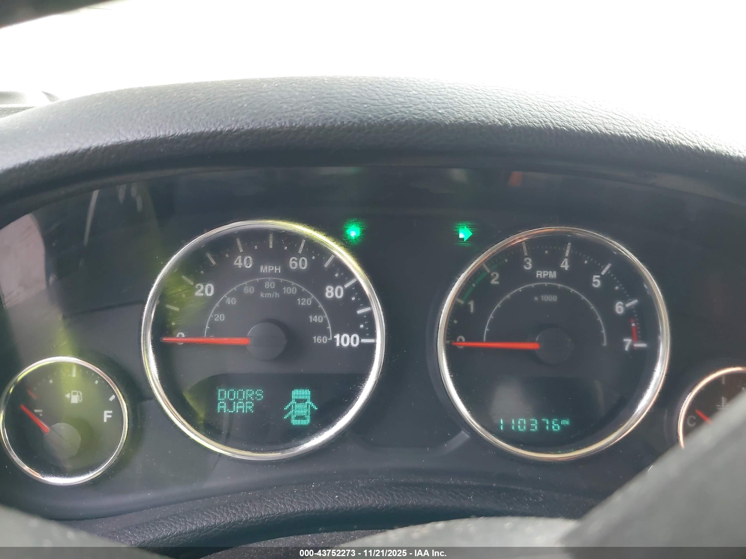 JEEP WRANGLER image 7