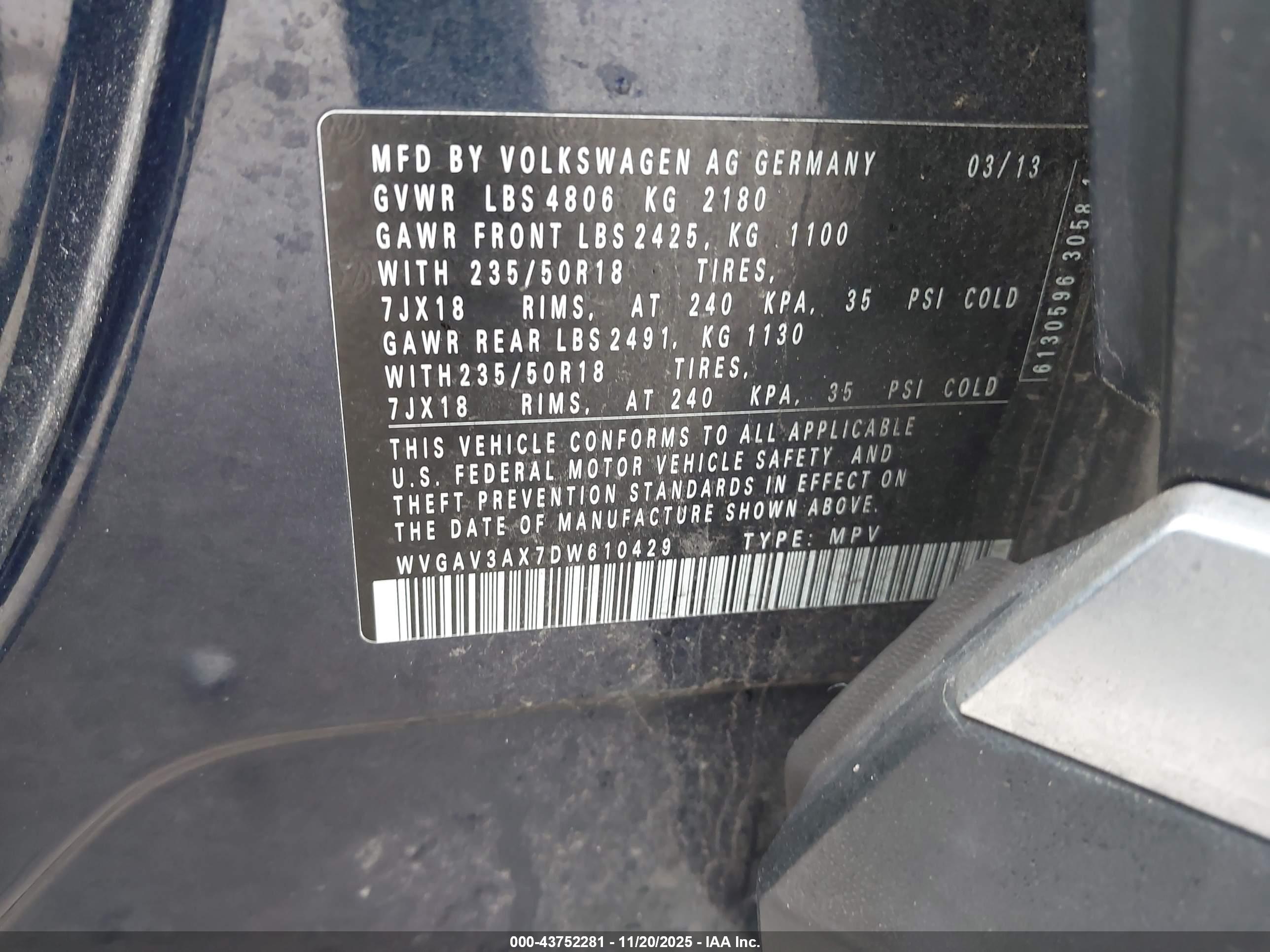 VOLKSWAGEN TIGUAN image 9