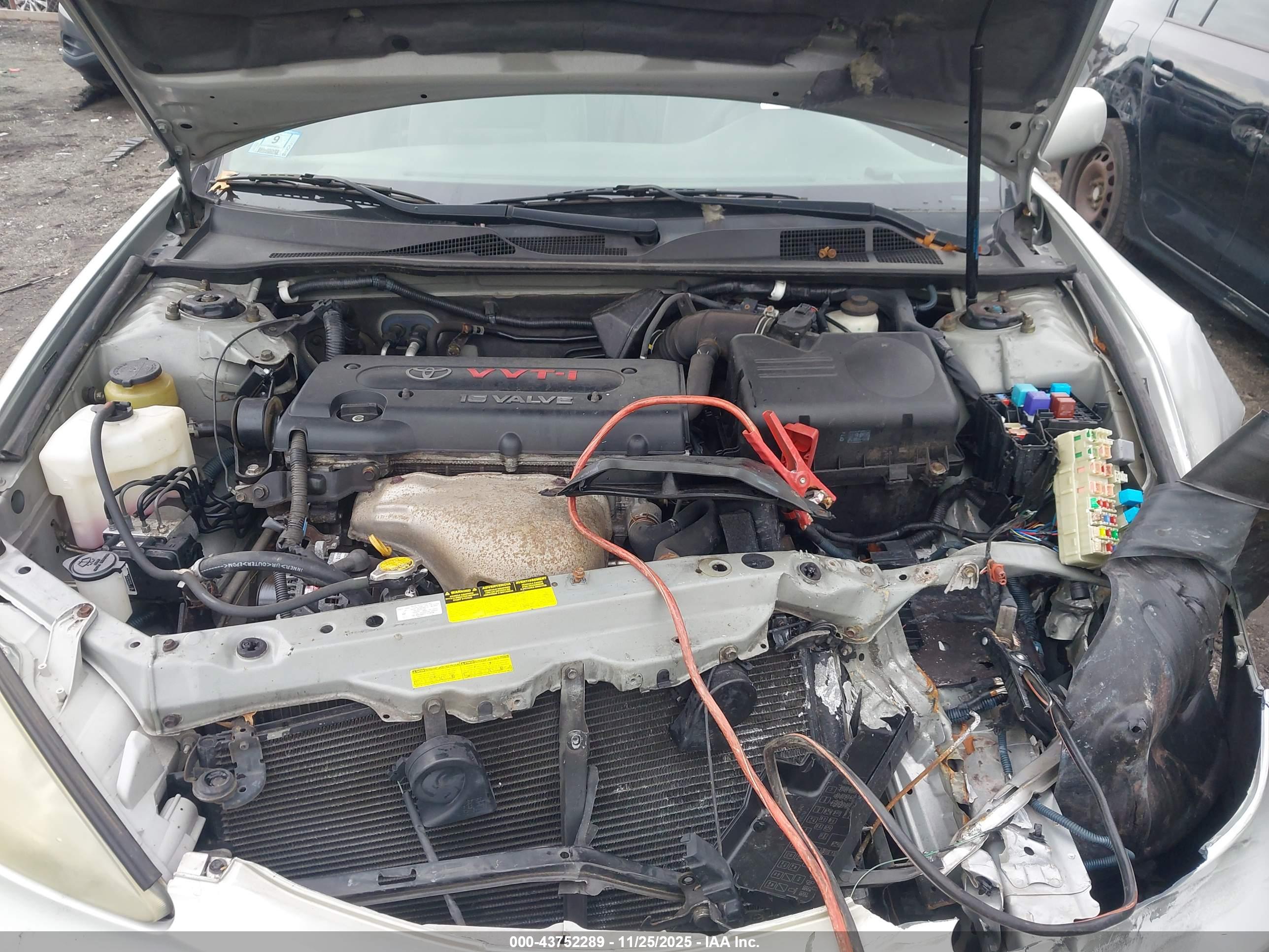 TOYOTA CAMRY image 10
