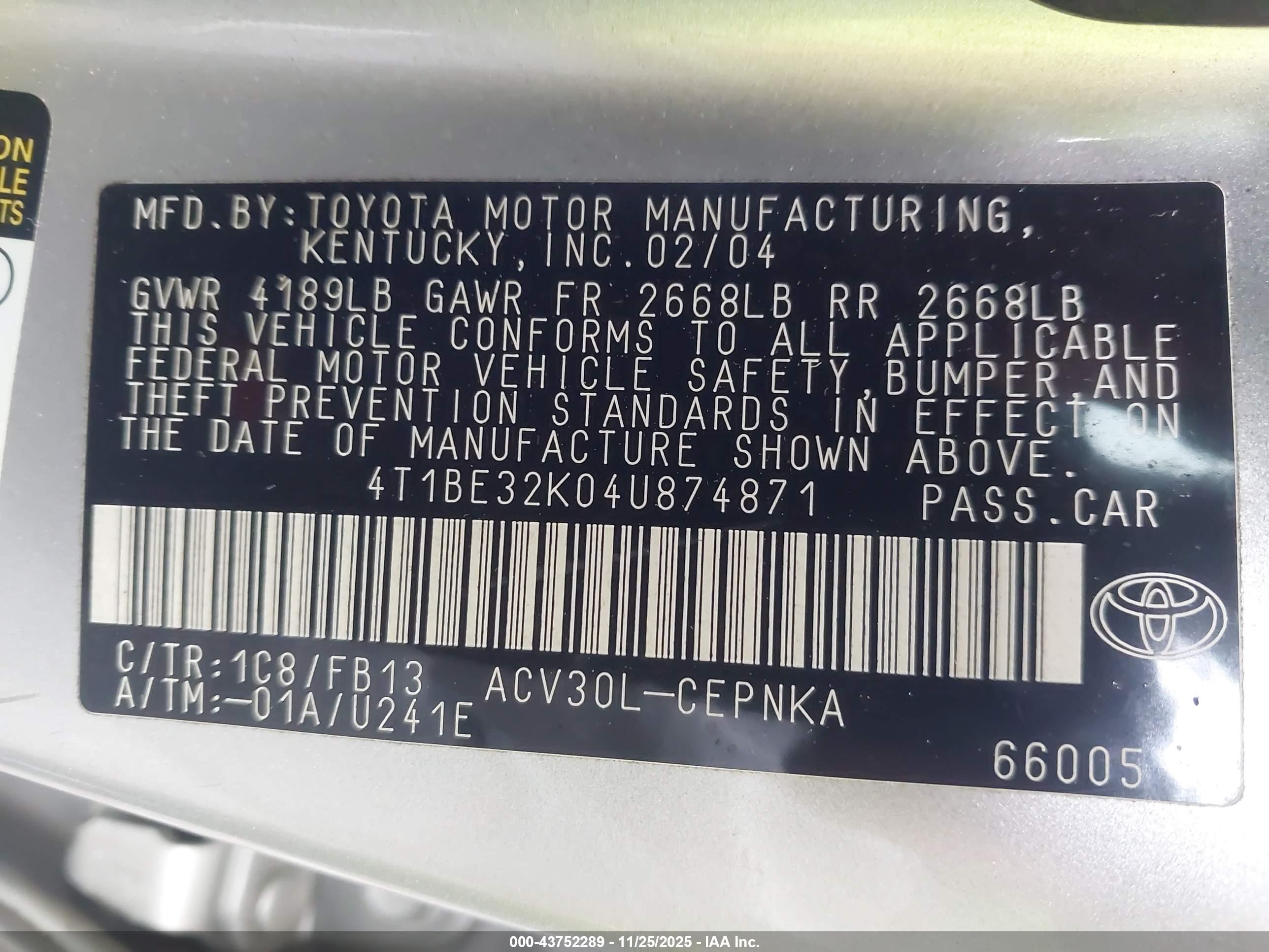 TOYOTA CAMRY image 9