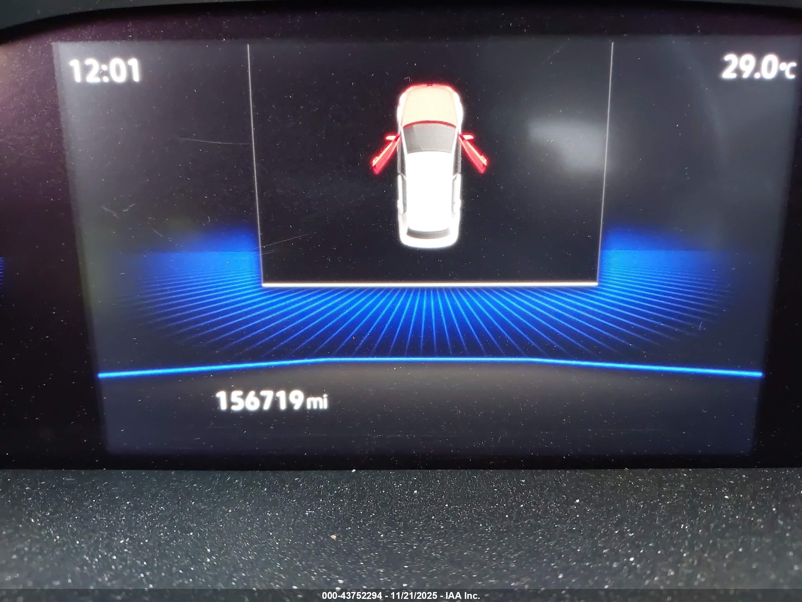 VOLKSWAGEN TIGUAN image 7