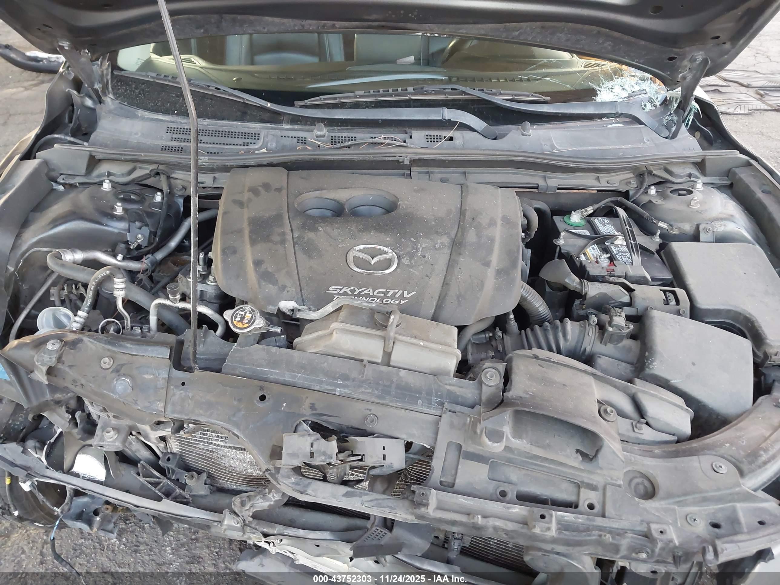 MAZDA MAZDA3 image 10