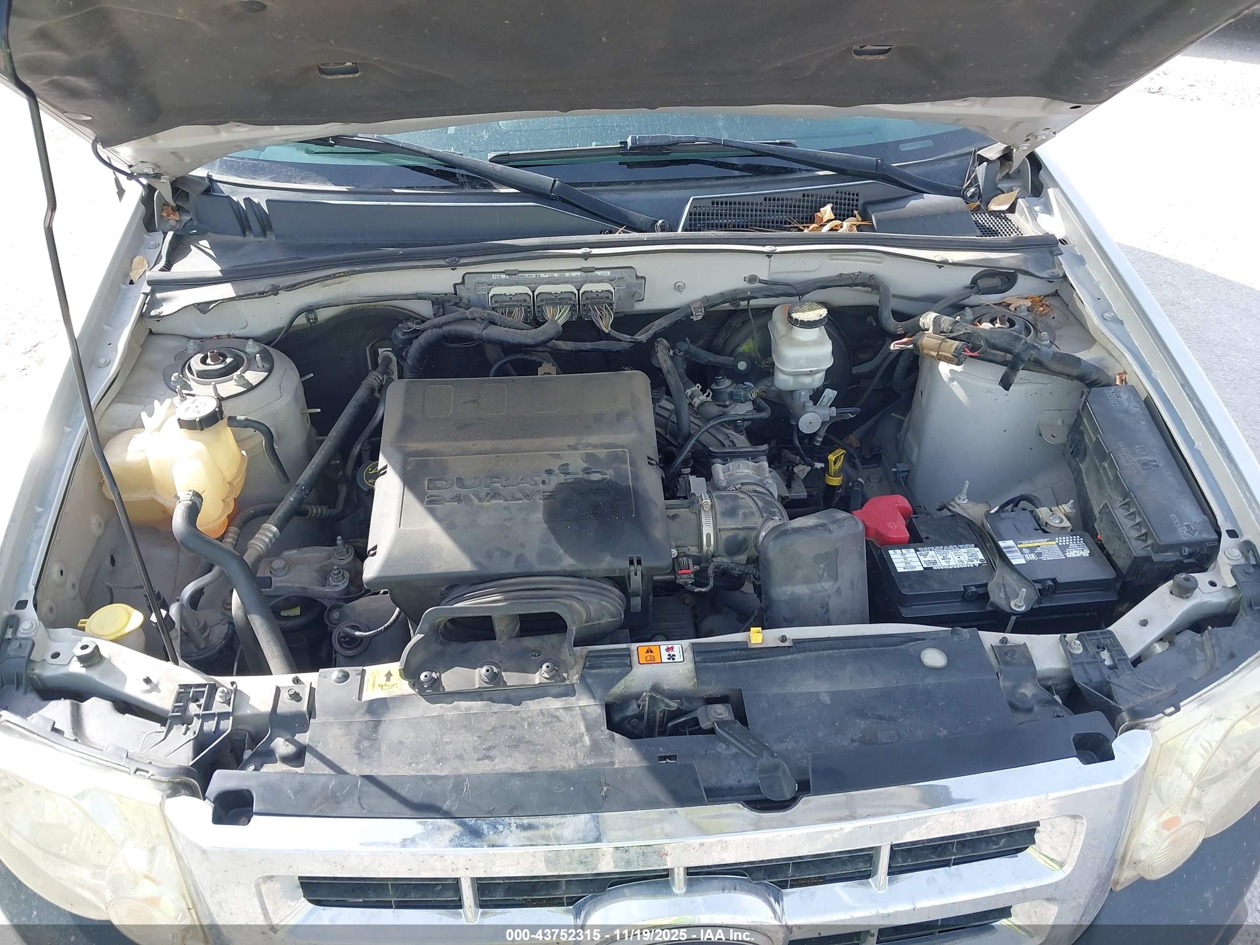 FORD ESCAPE image 10