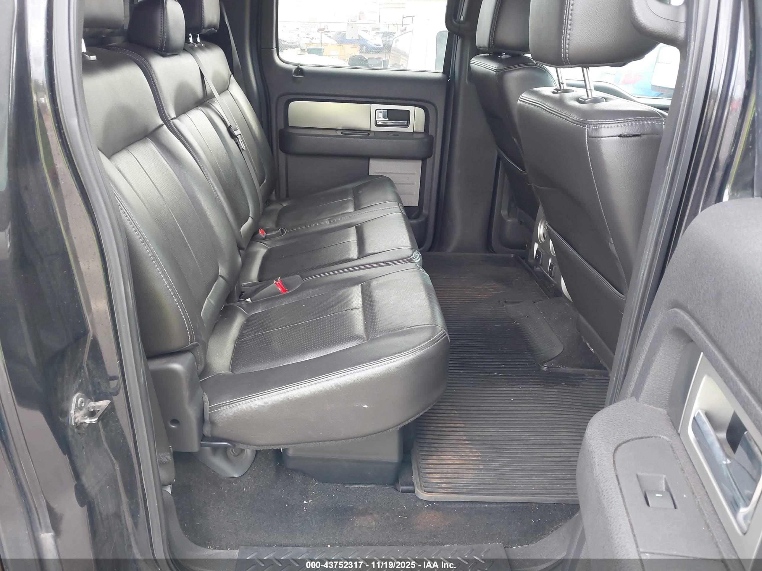FORD F-150 image 8