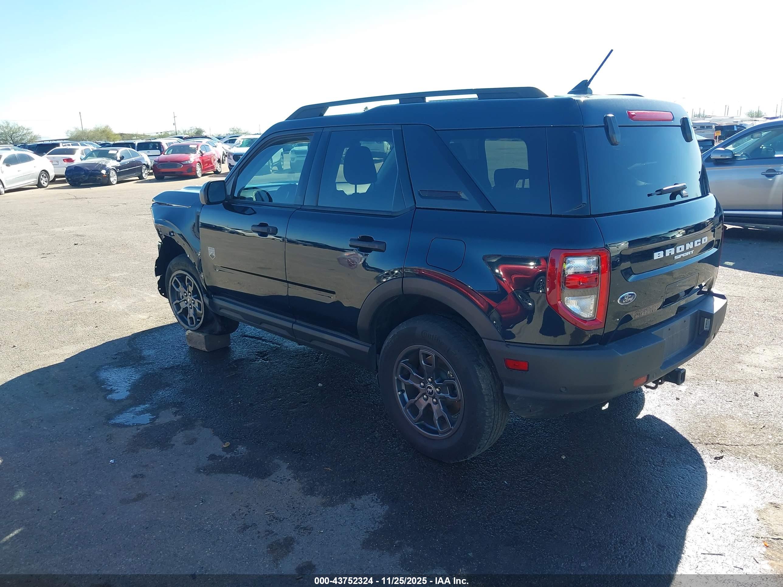 FORD BRONCO image 3