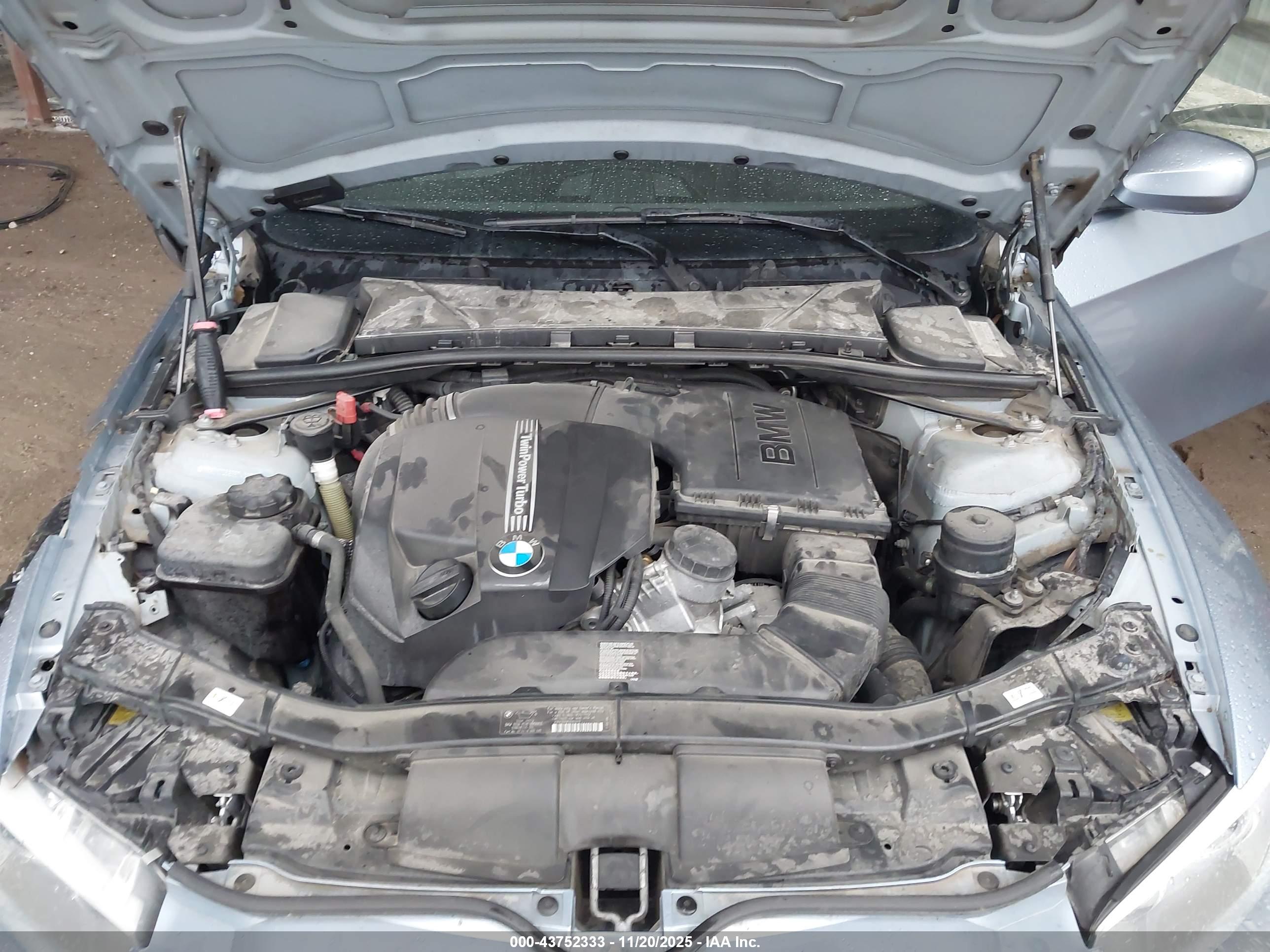 BMW 335I image 10