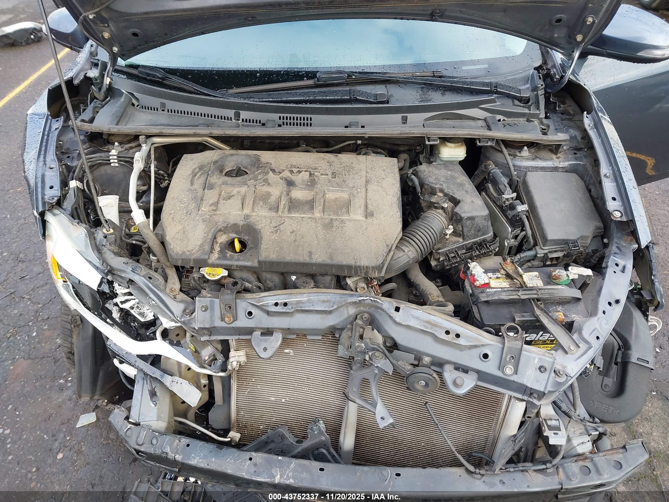TOYOTA COROLLA image 10