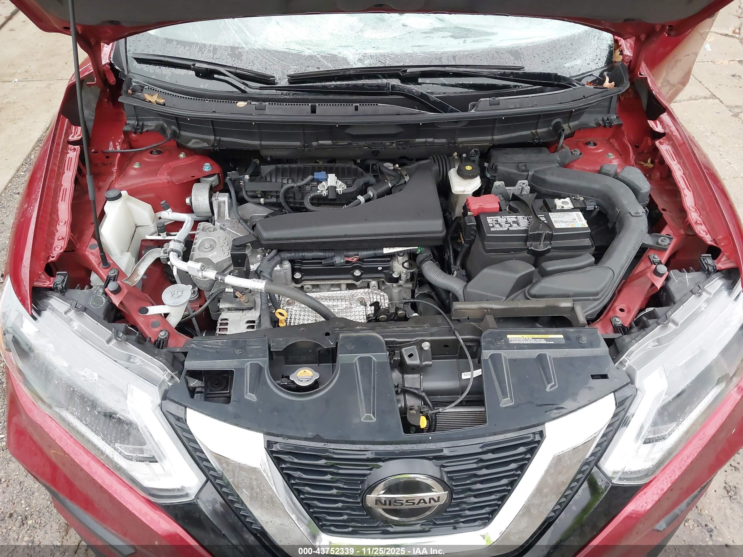 NISSAN ROGUE image 10