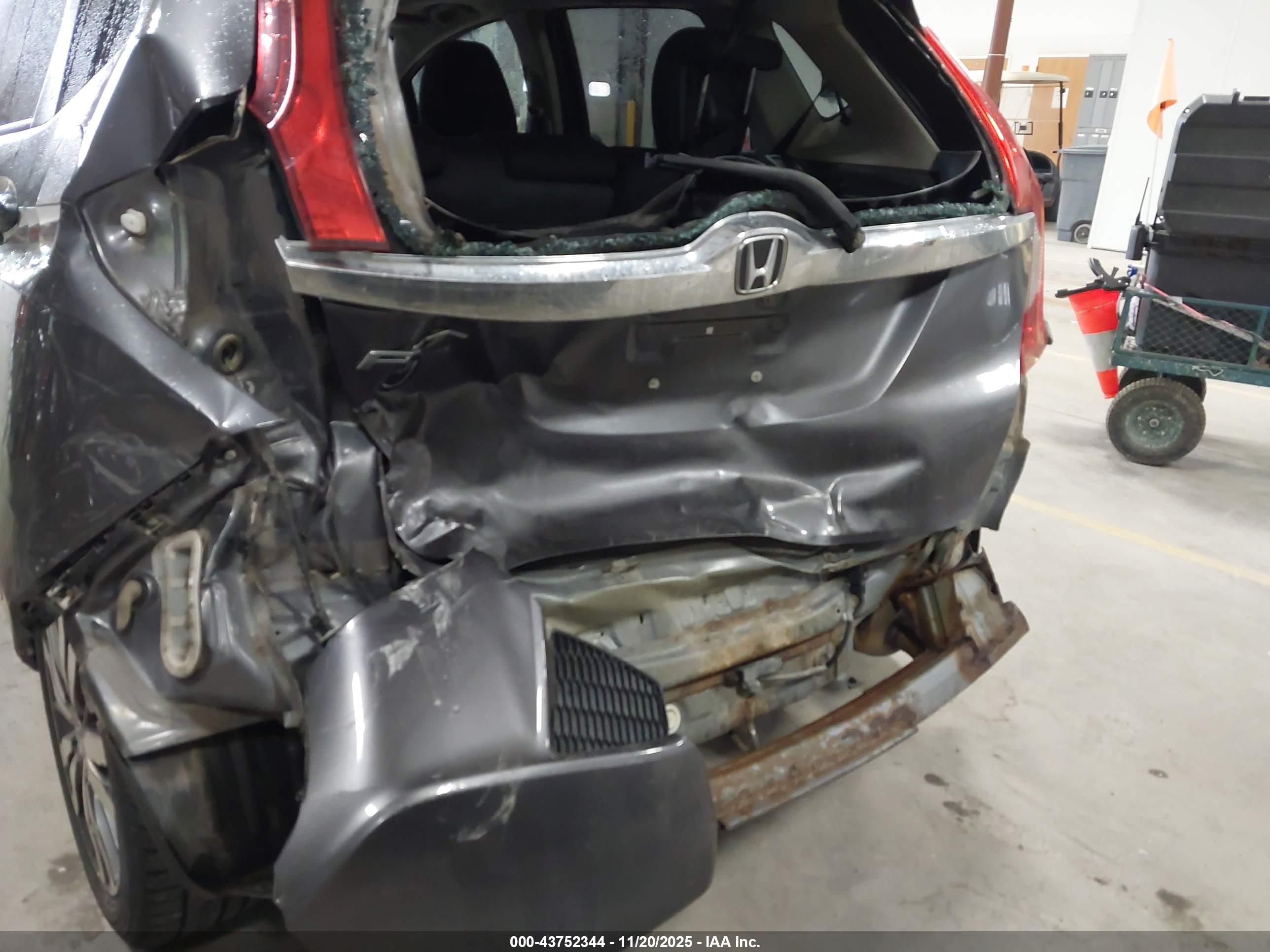 HONDA FIT image 6
