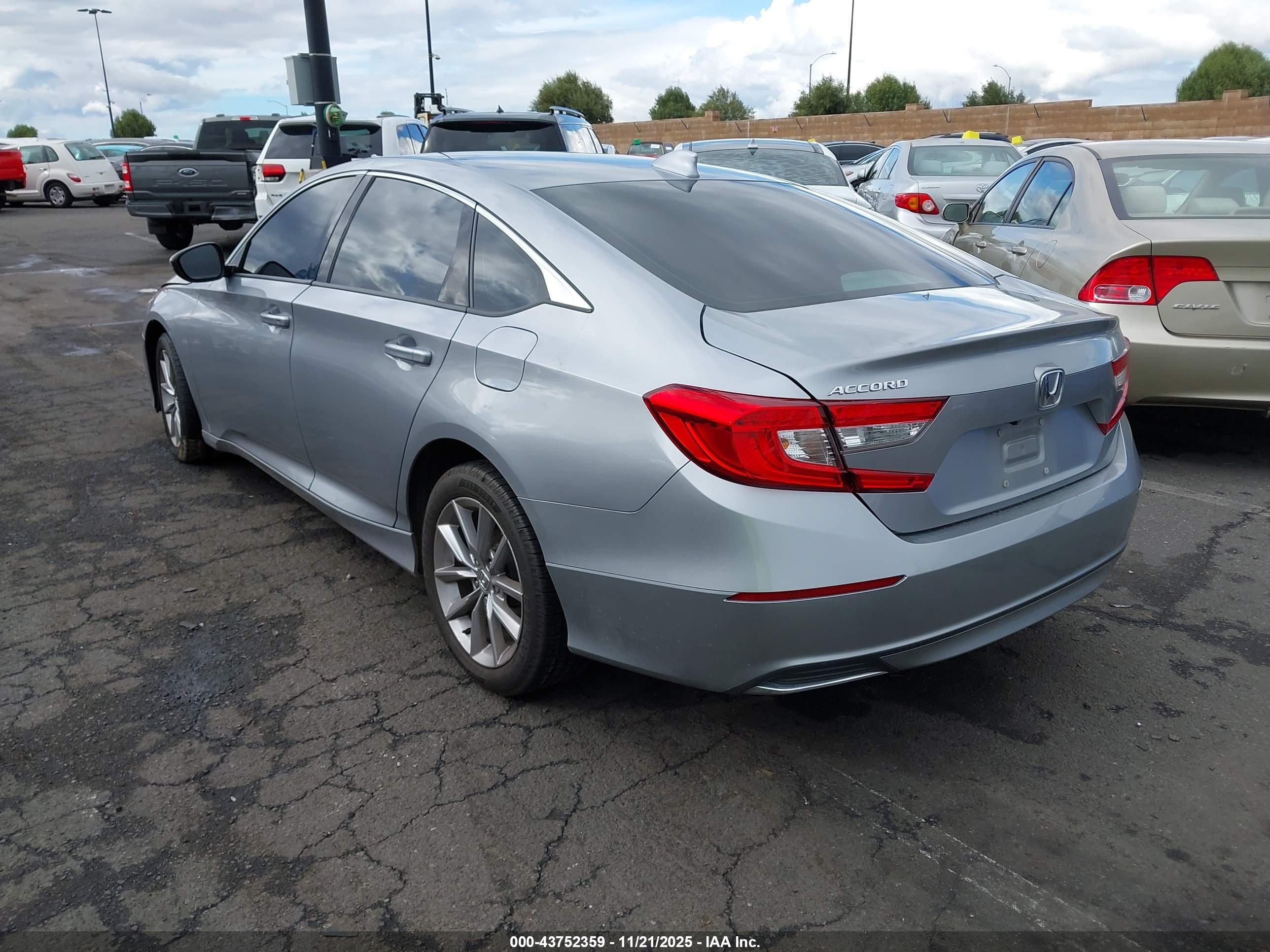 HONDA ACCORD image 3