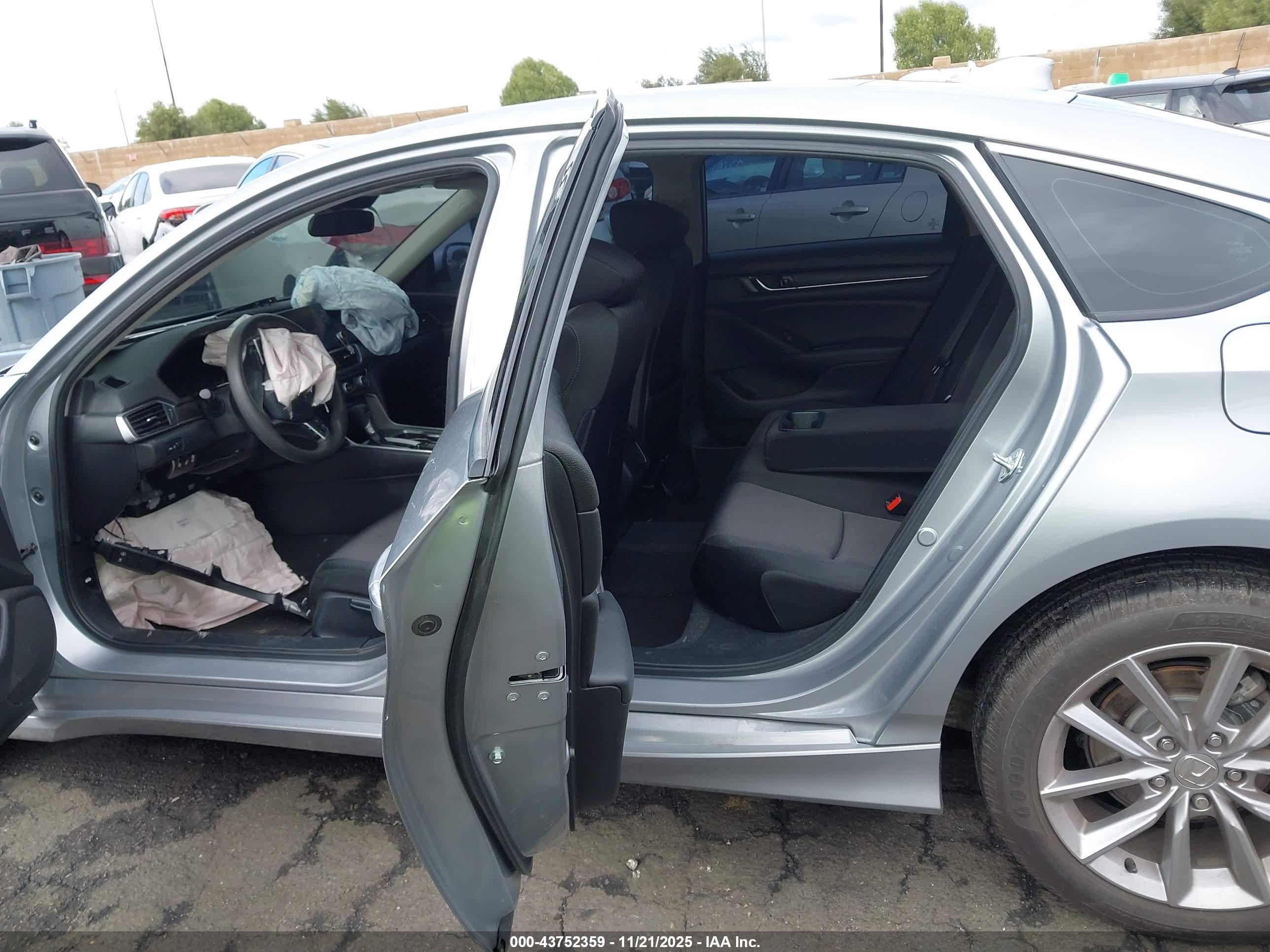 HONDA ACCORD image 8