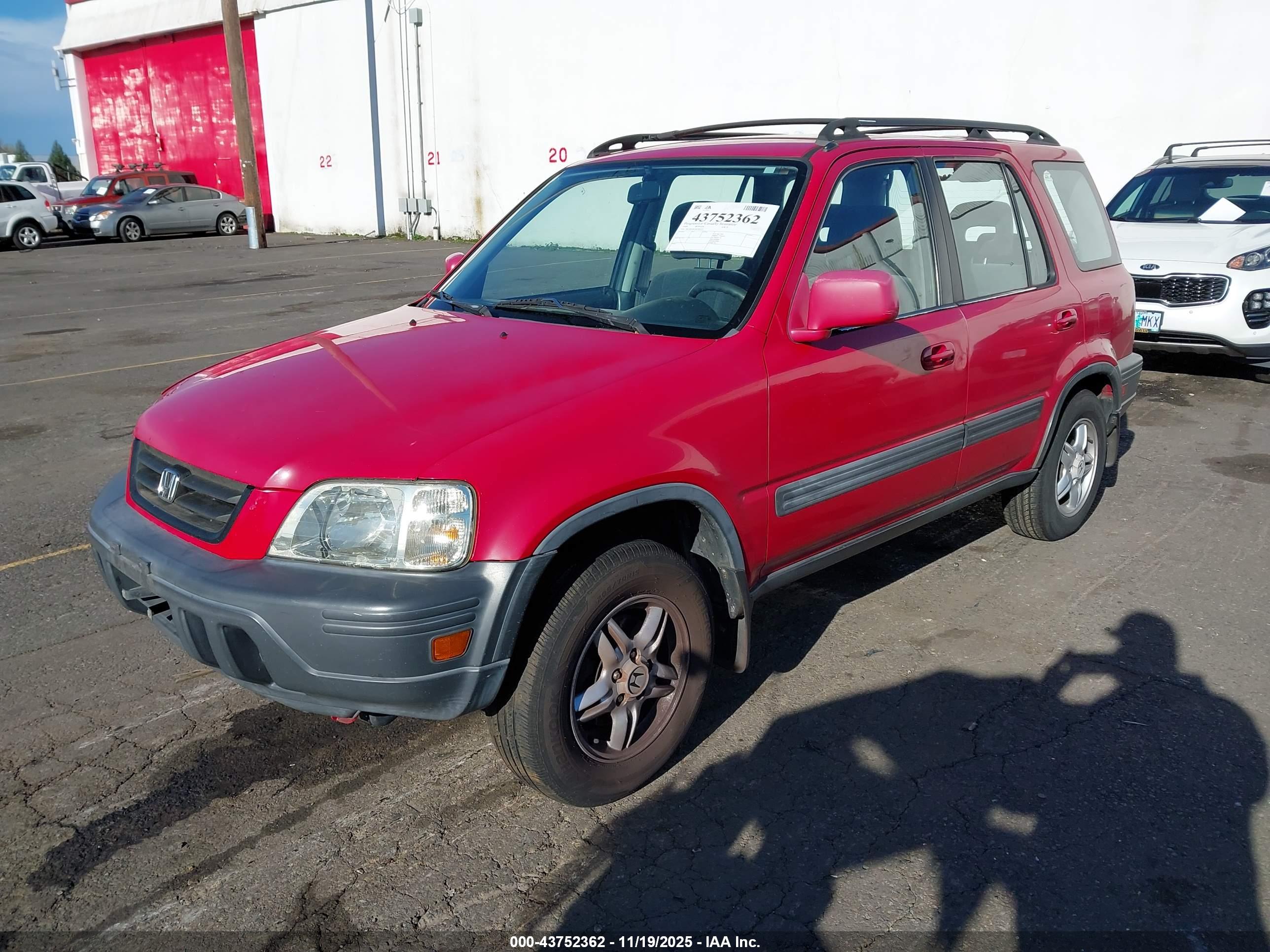 HONDA CR-V image 2