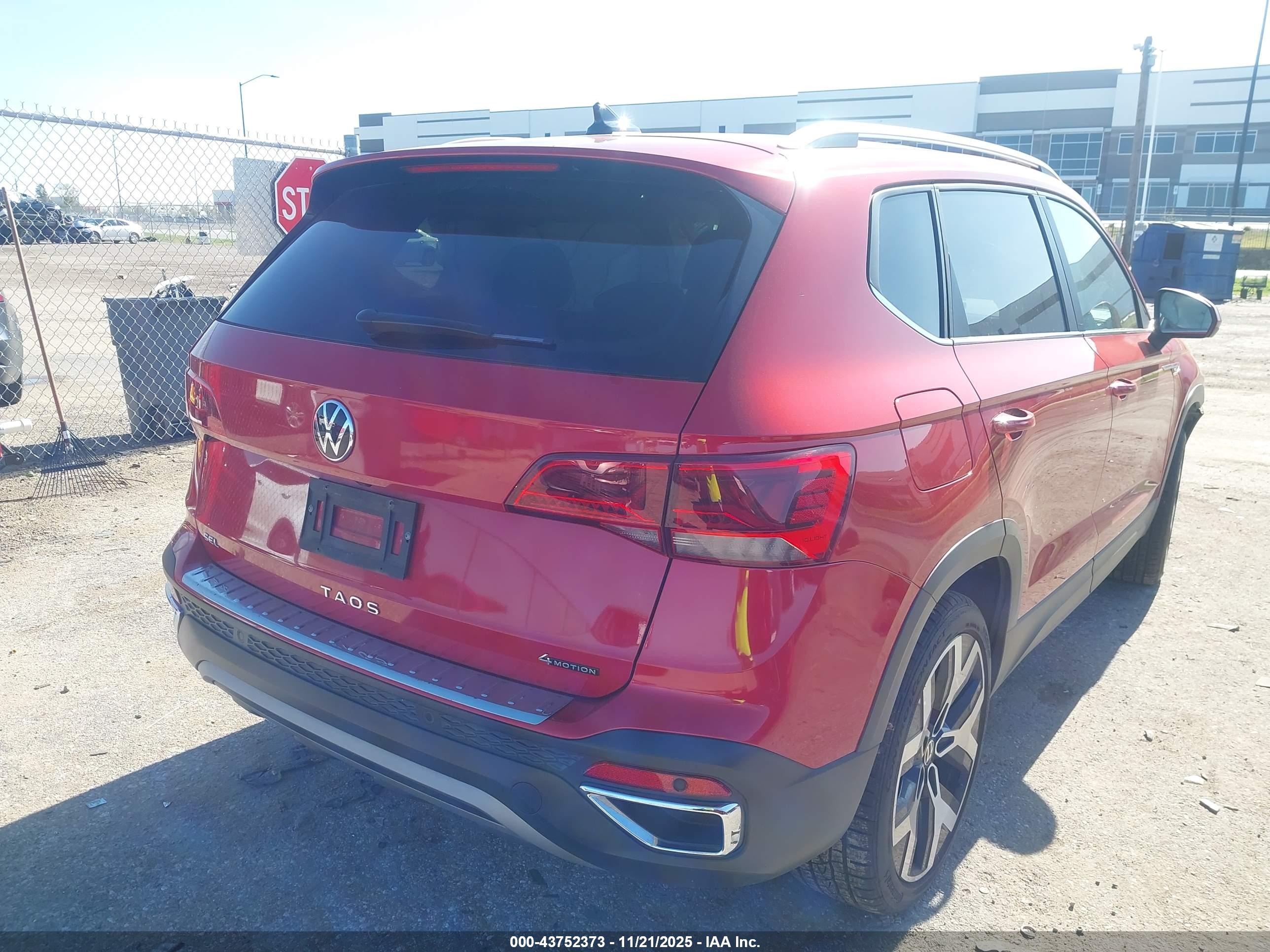 VOLKSWAGEN TAOS image 4