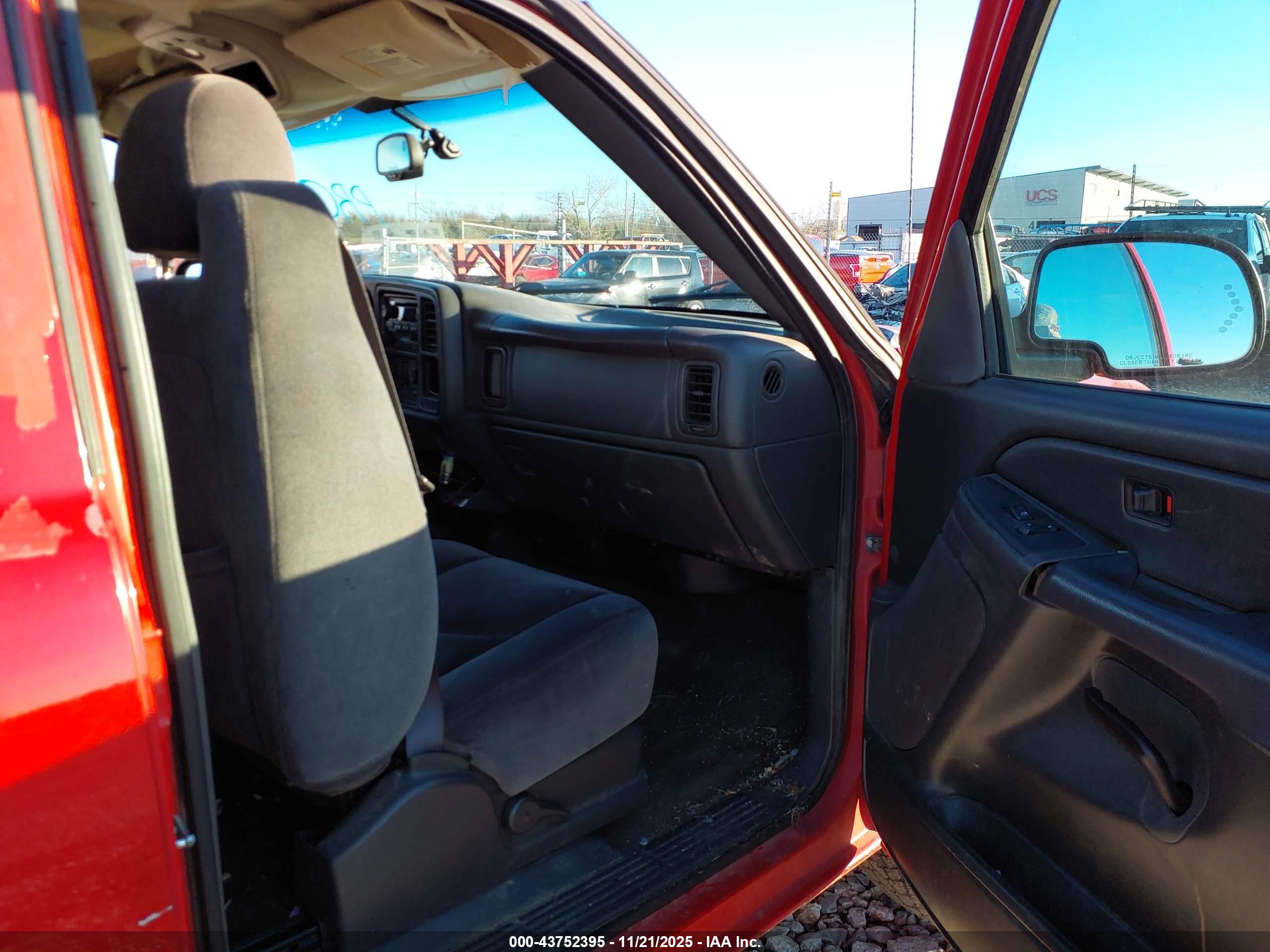 GMC SIERRA image 5