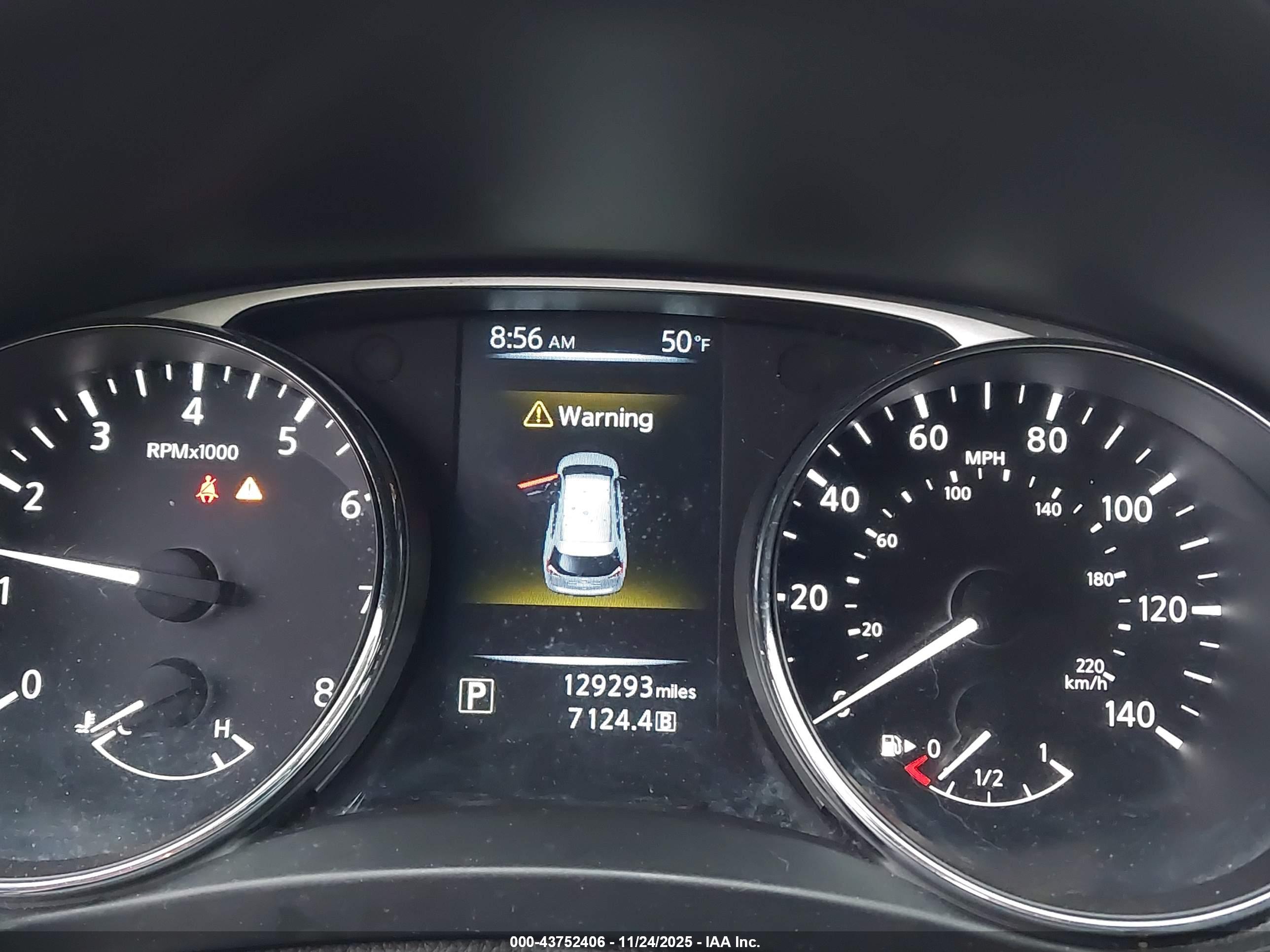 NISSAN ROGUE image 7