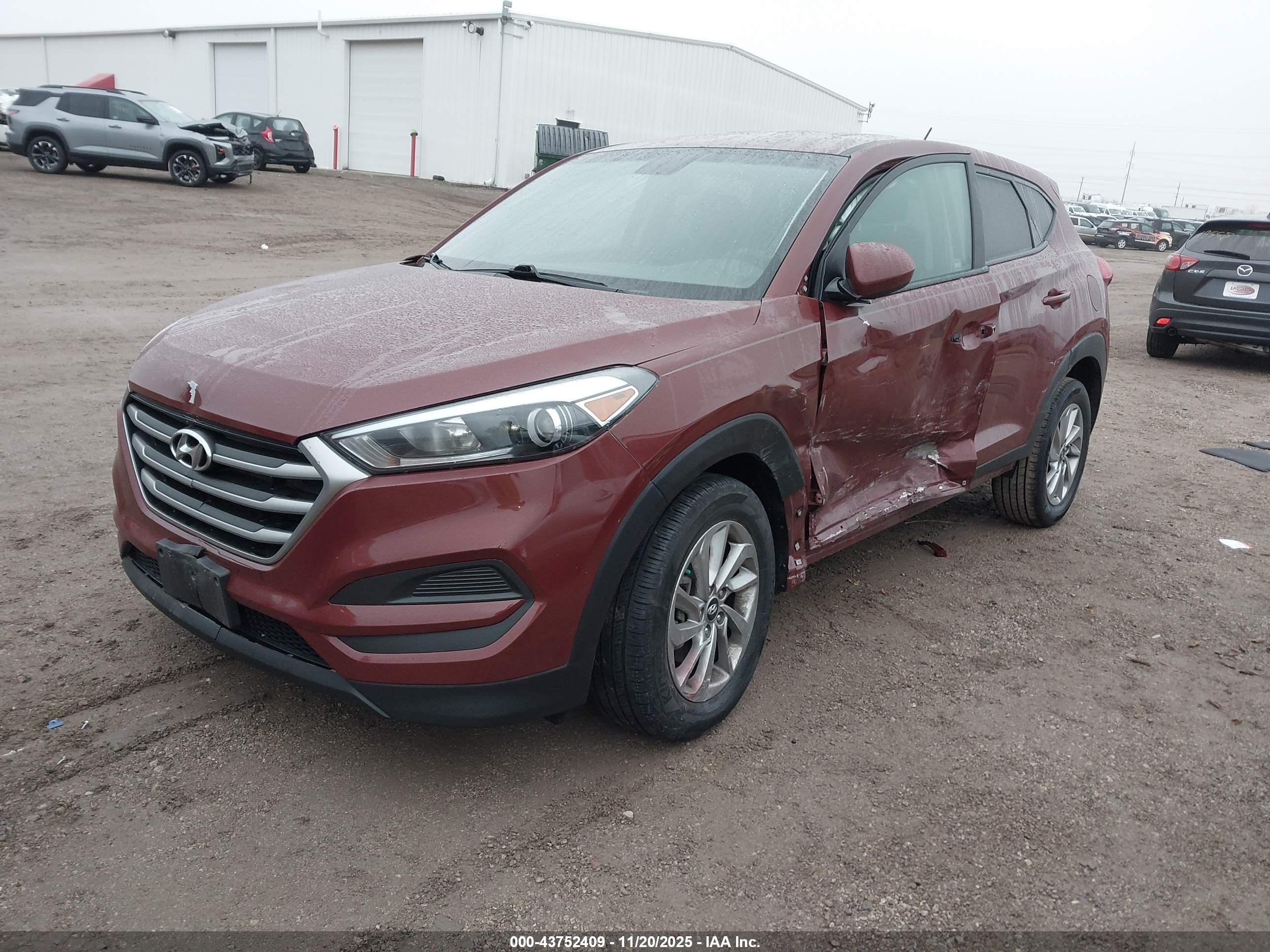 HYUNDAI TUCSON image 2