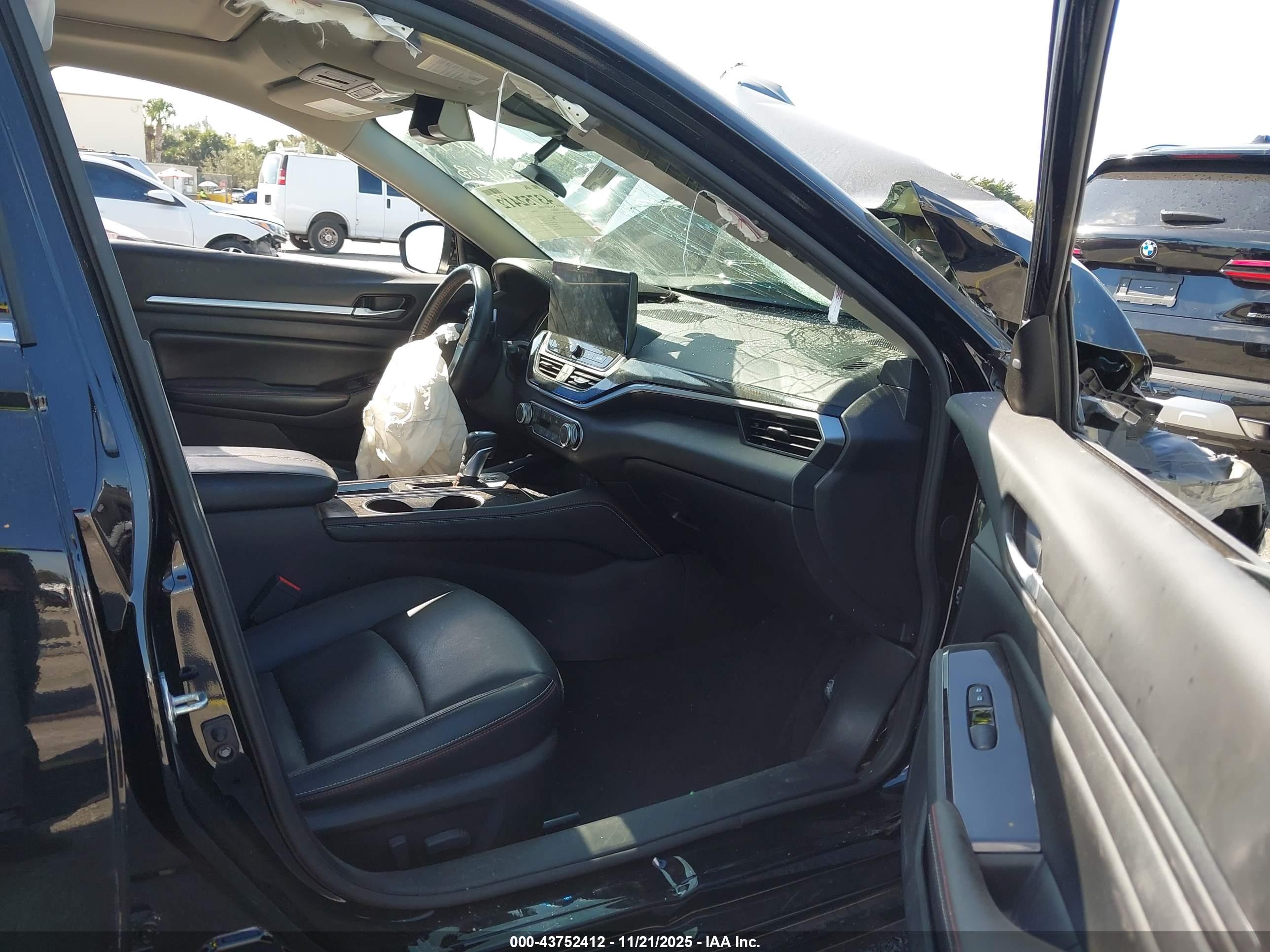 NISSAN ALTIMA image 5