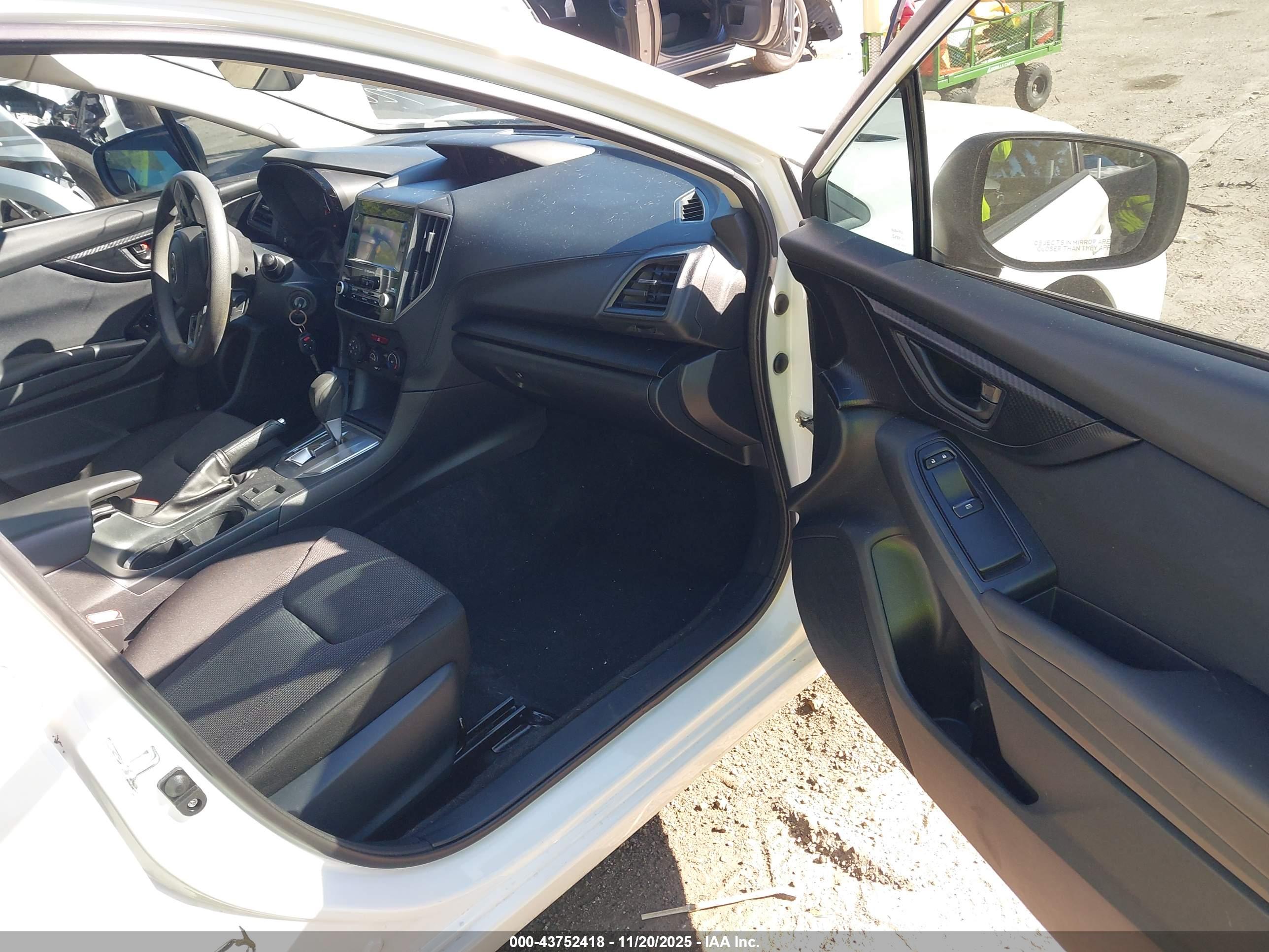 SUBARU IMPREZA image 5