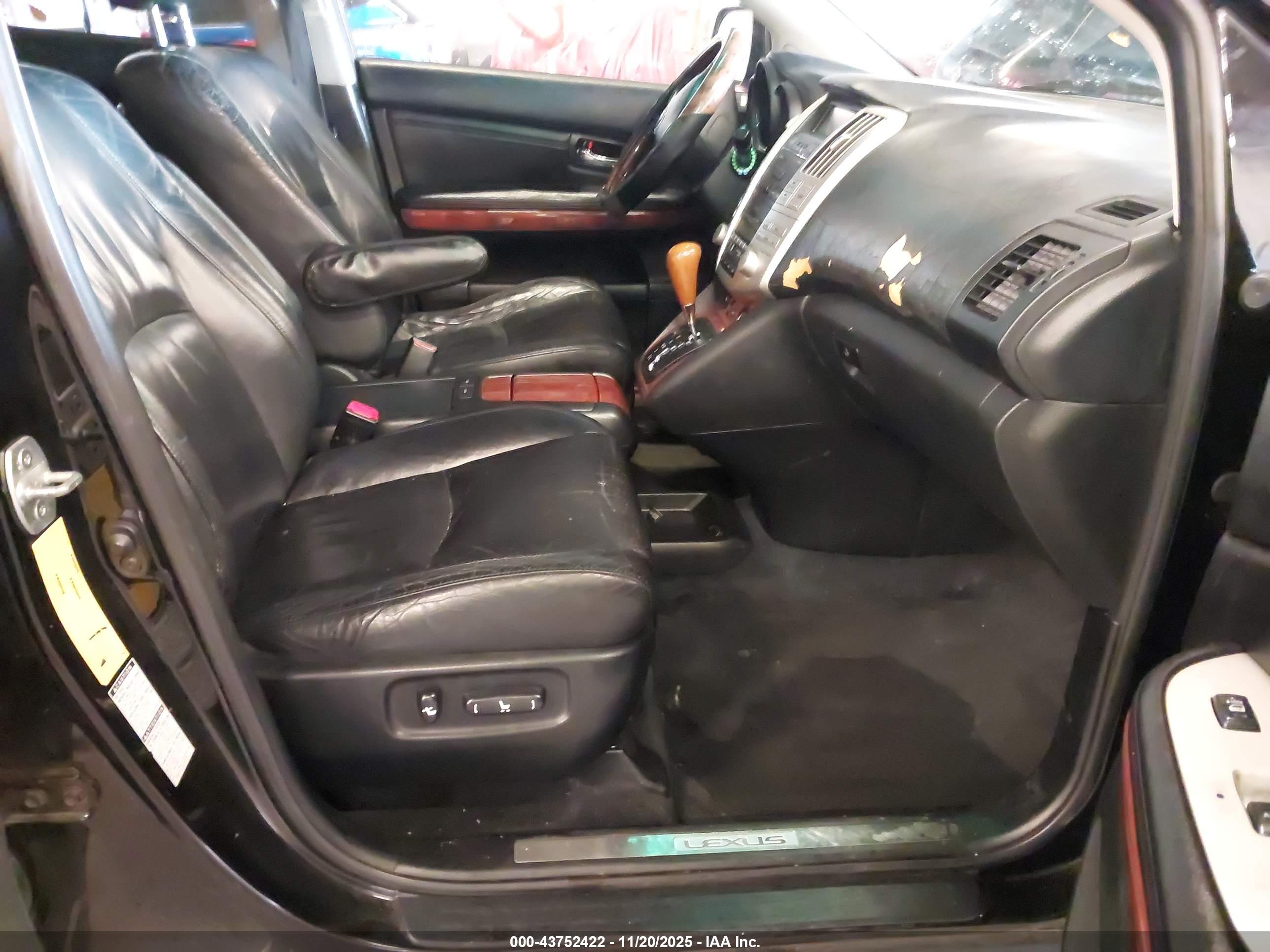 LEXUS RX image 5