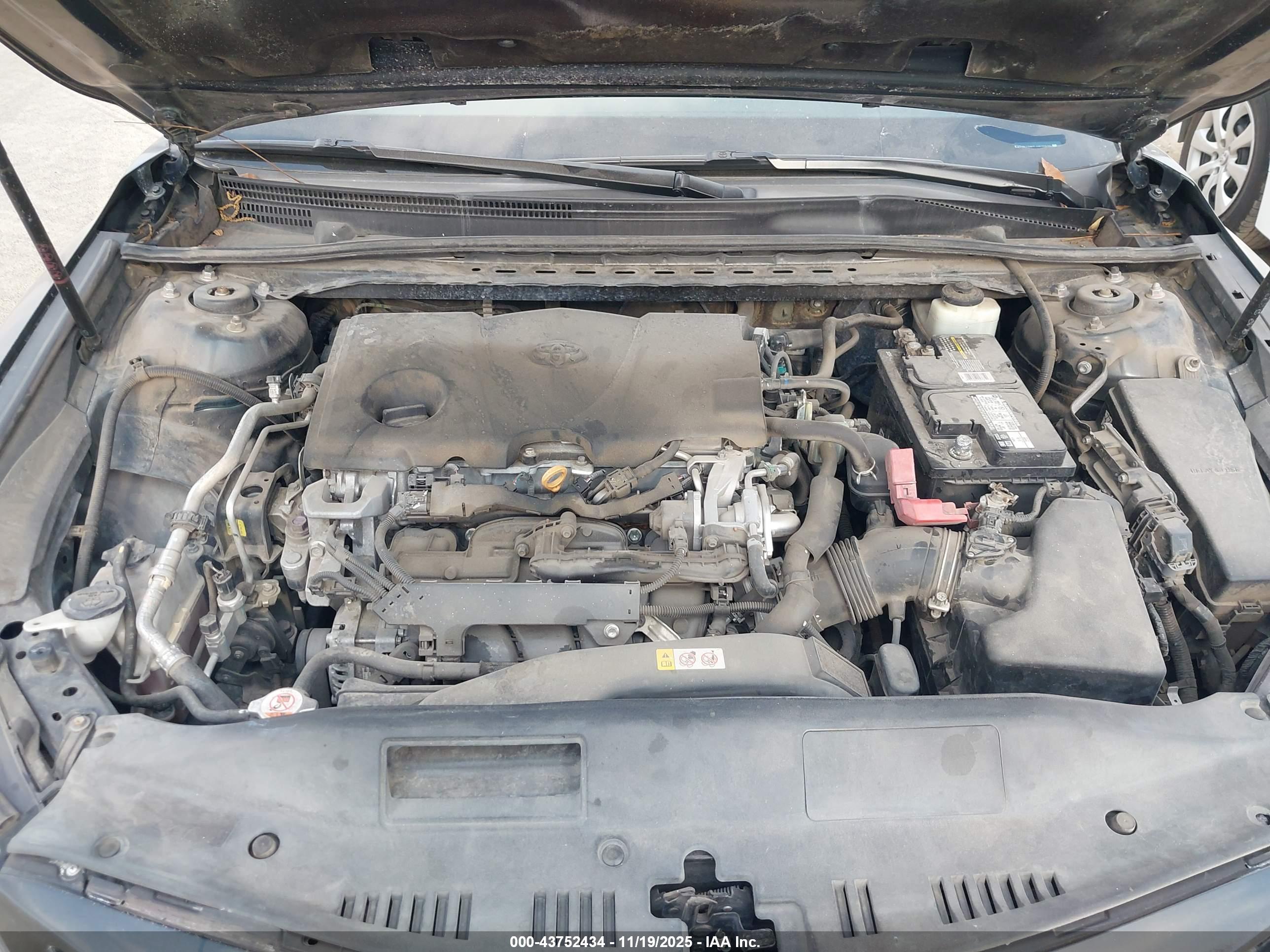 TOYOTA CAMRY image 10