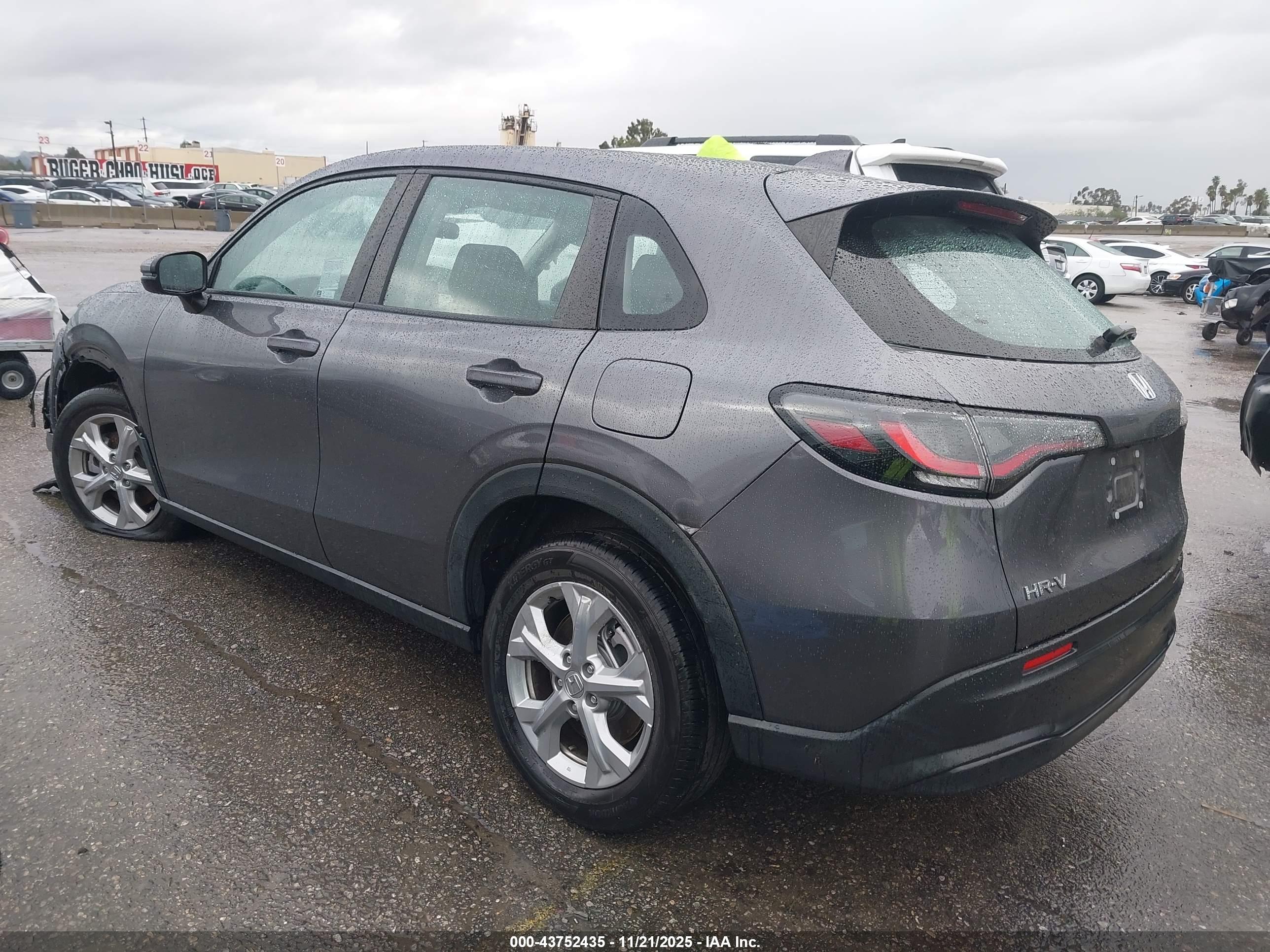 HONDA HR-V image 3