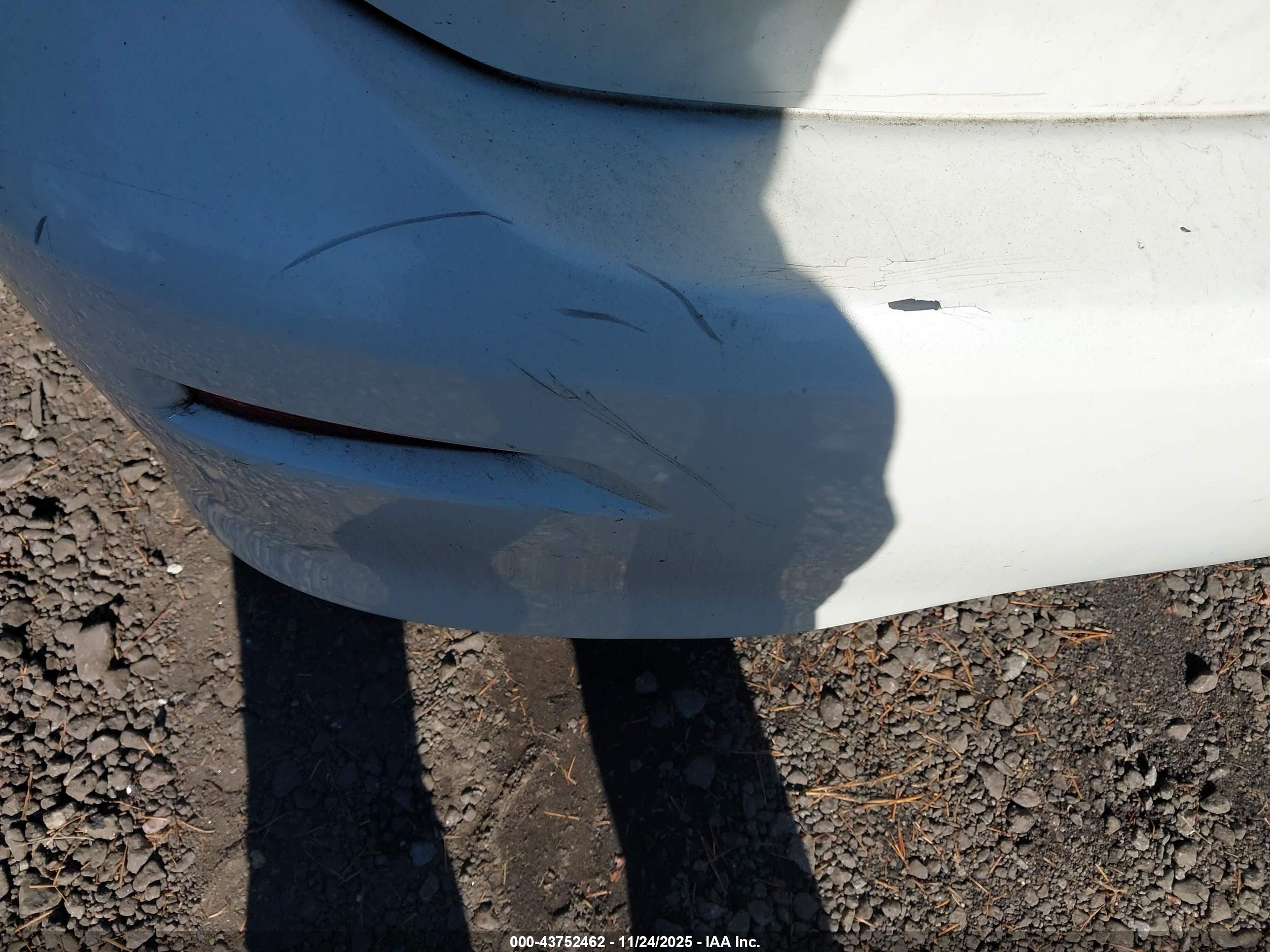 NISSAN QUEST image 6