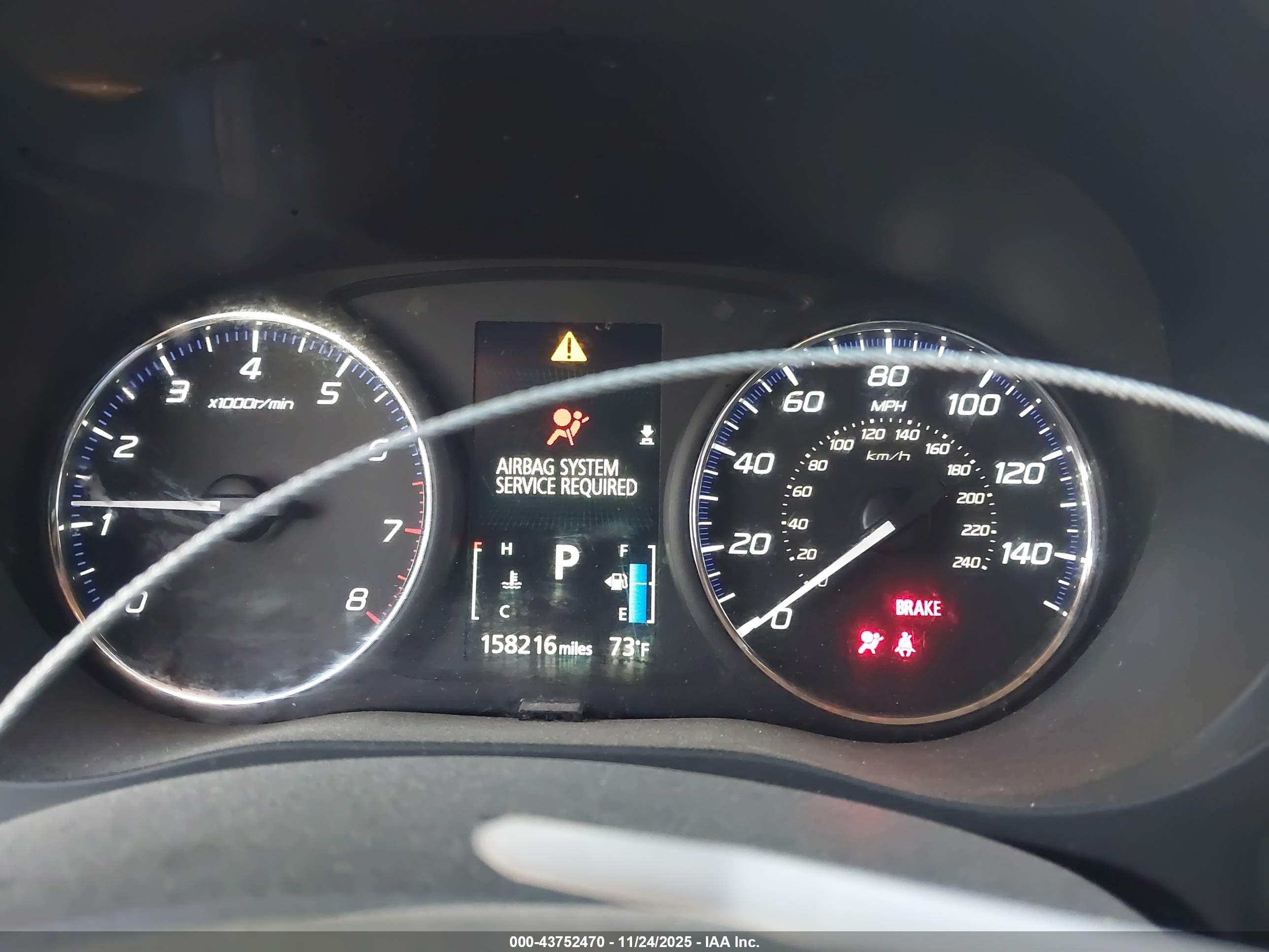 MITSUBISHI OUTLANDER image 7