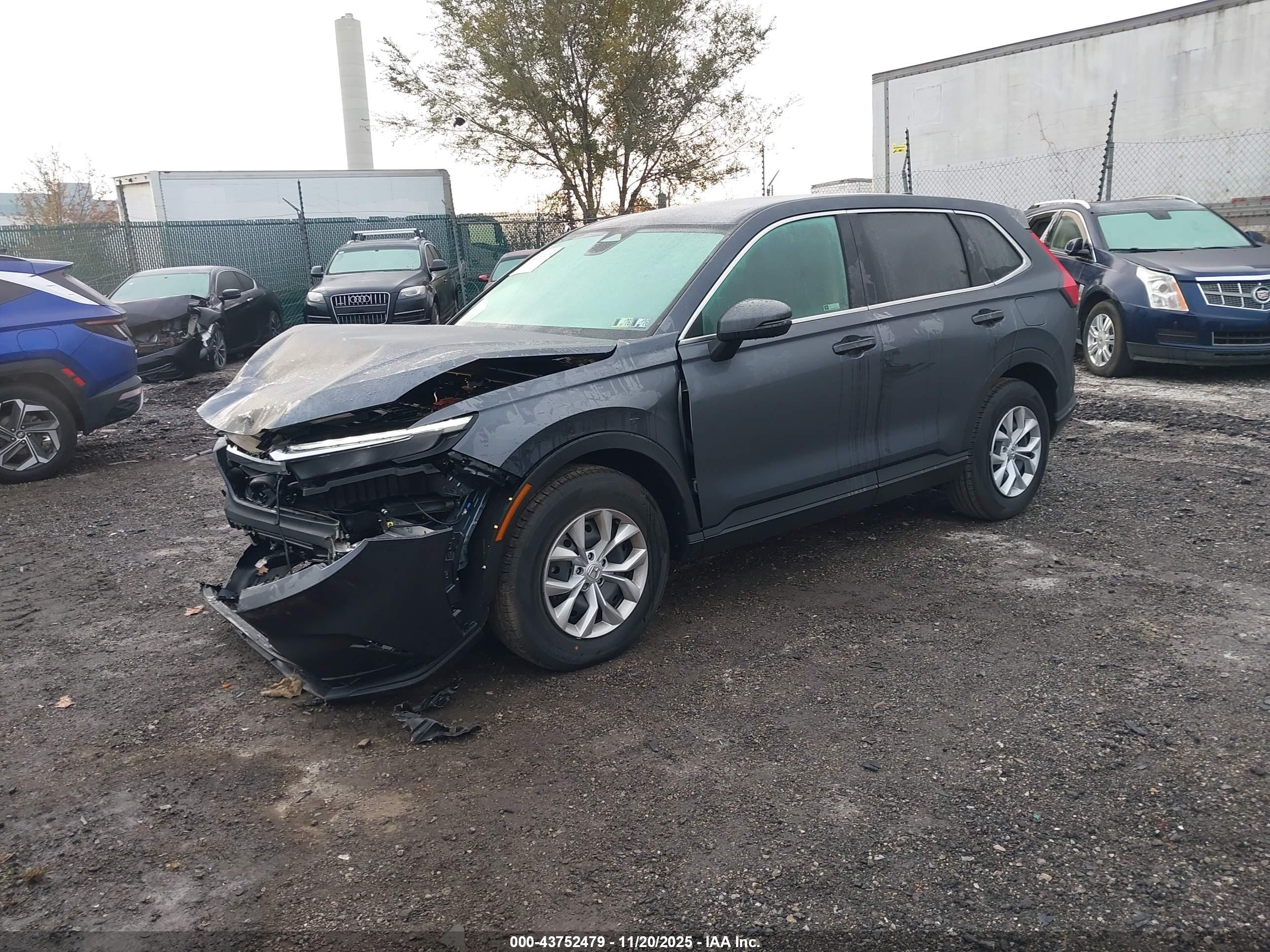 HONDA CR-V image 2