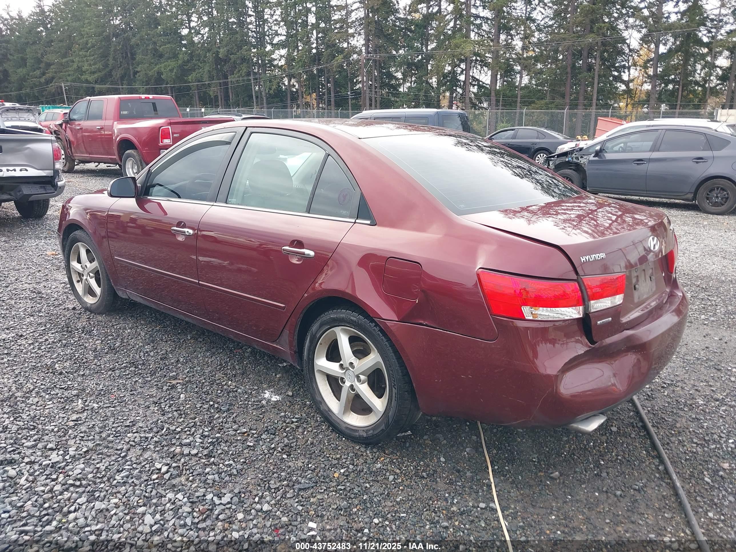 HYUNDAI SONATA image 3