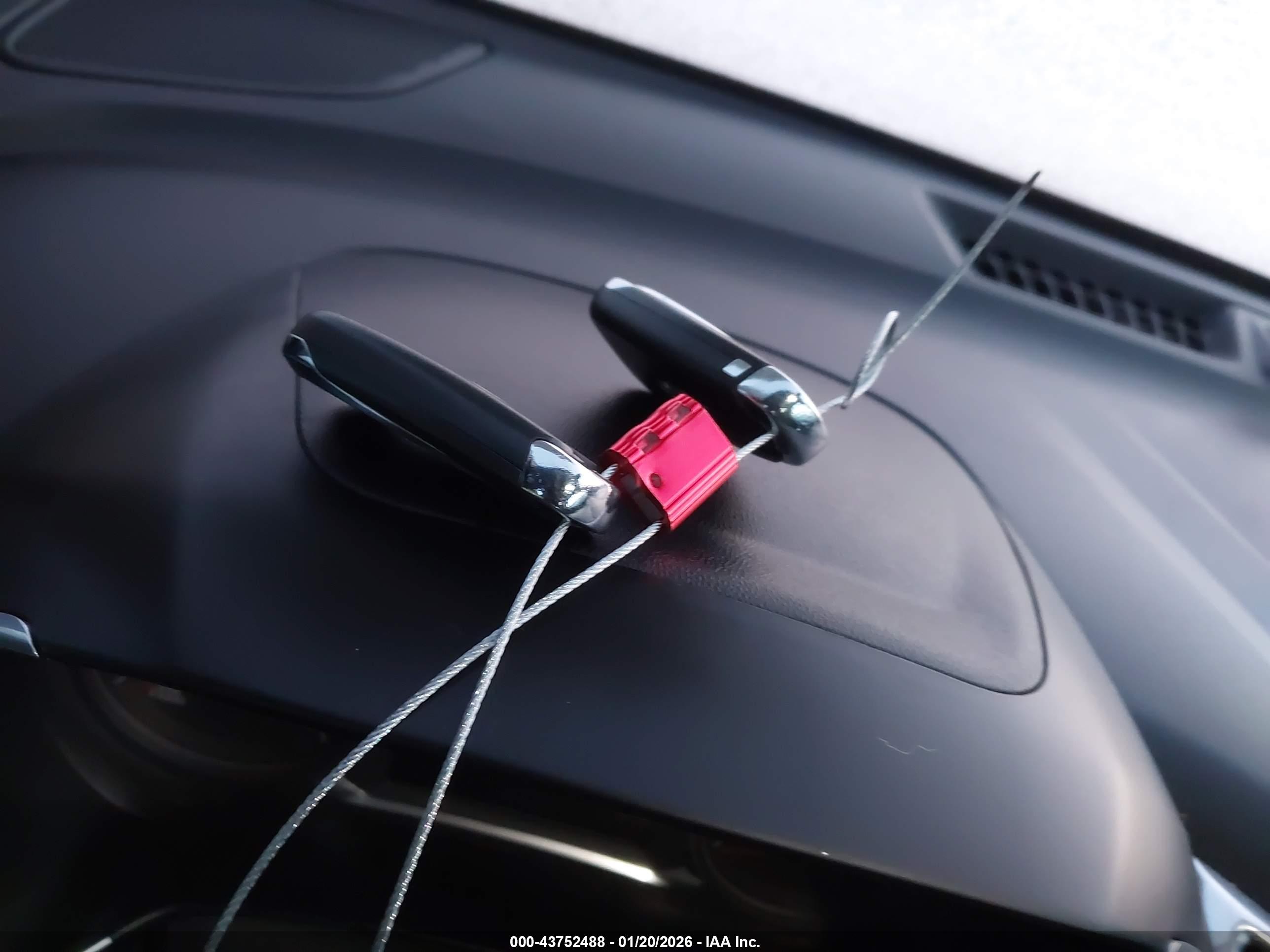 CHEVROLET EQUINOX image 11