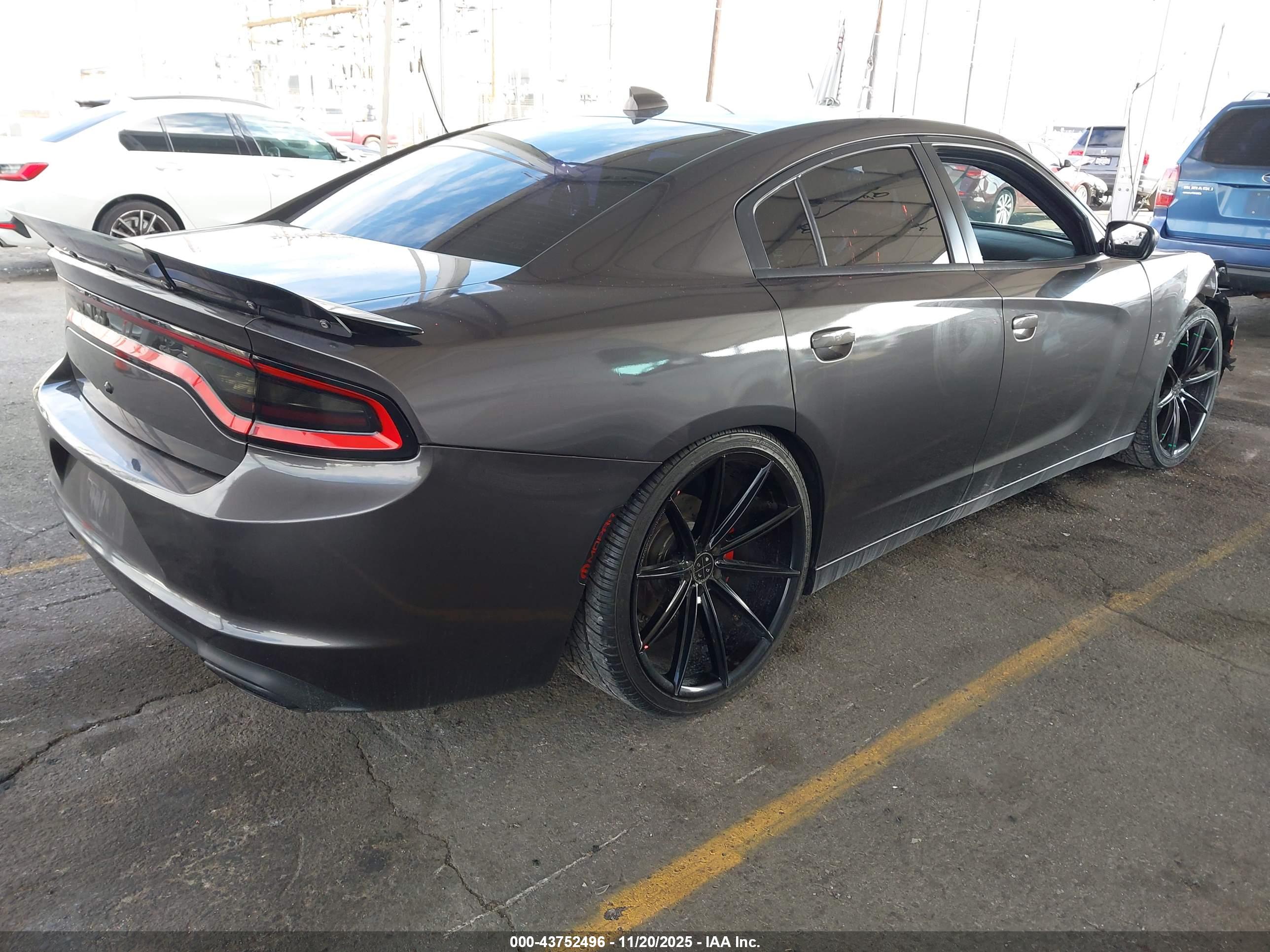 DODGE CHARGER image 4