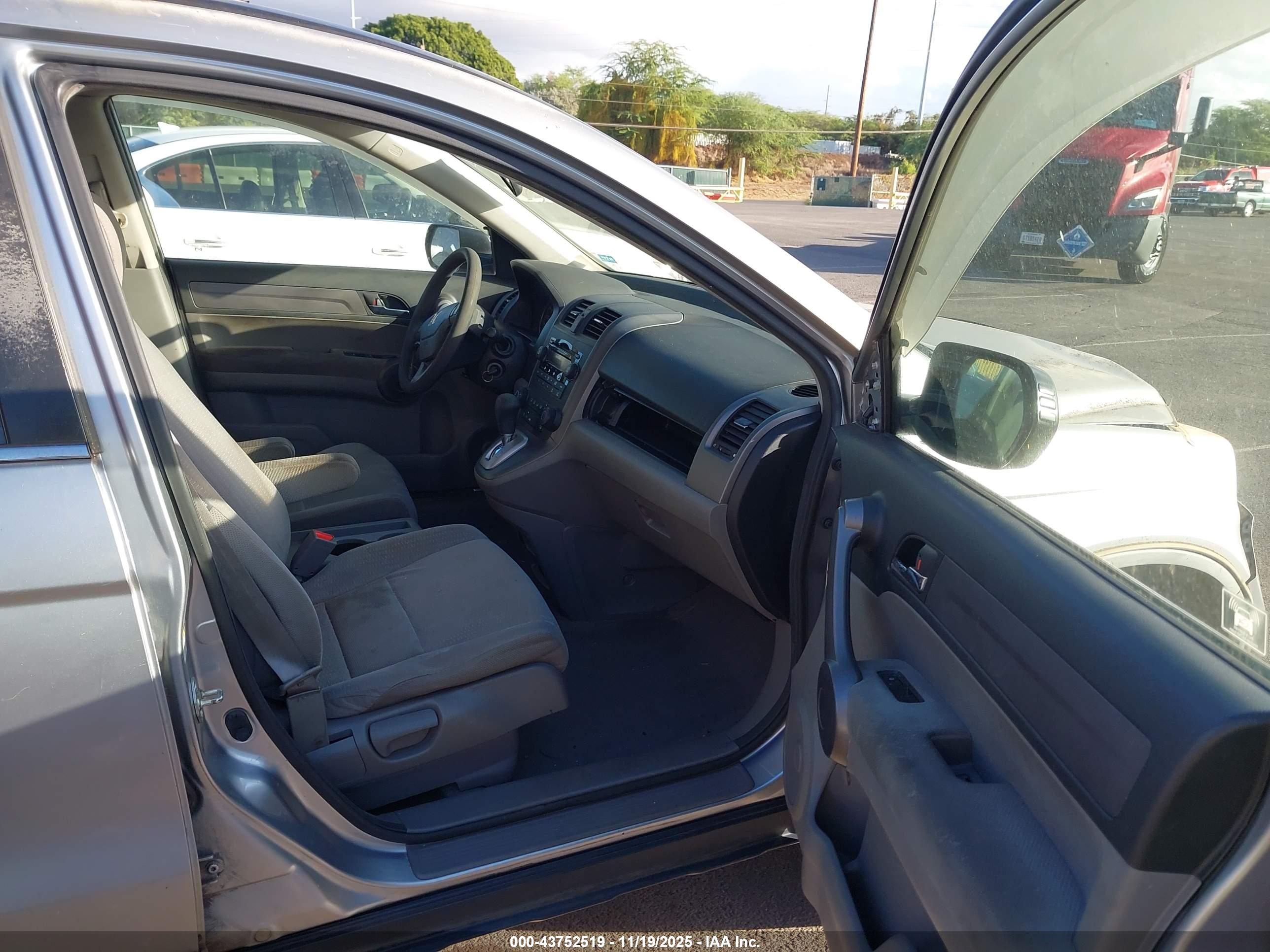 HONDA CR-V image 5