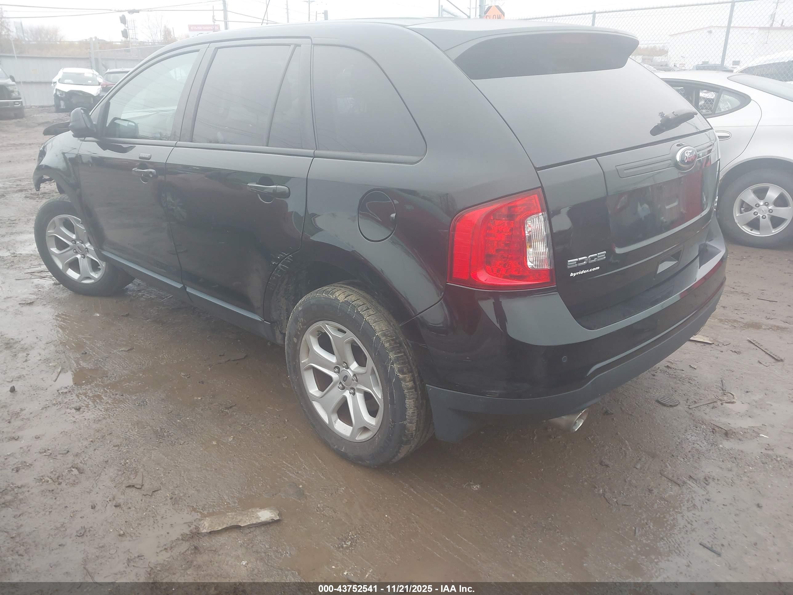 FORD EDGE image 3