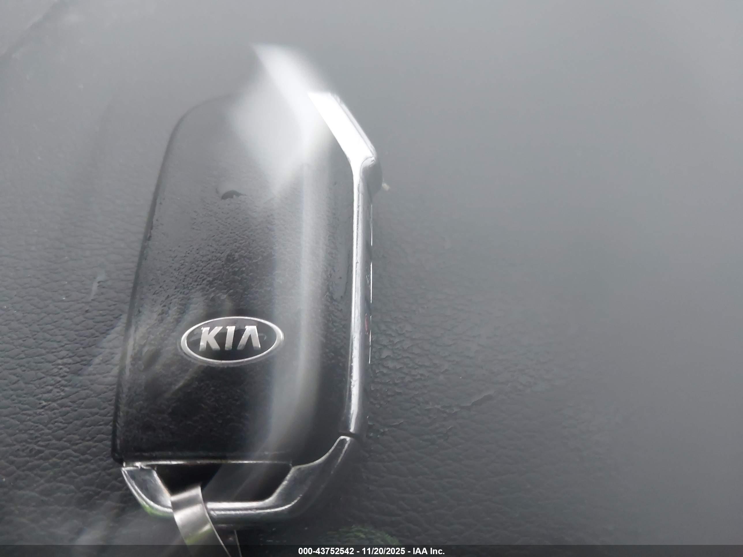 KIA SOUL image 11