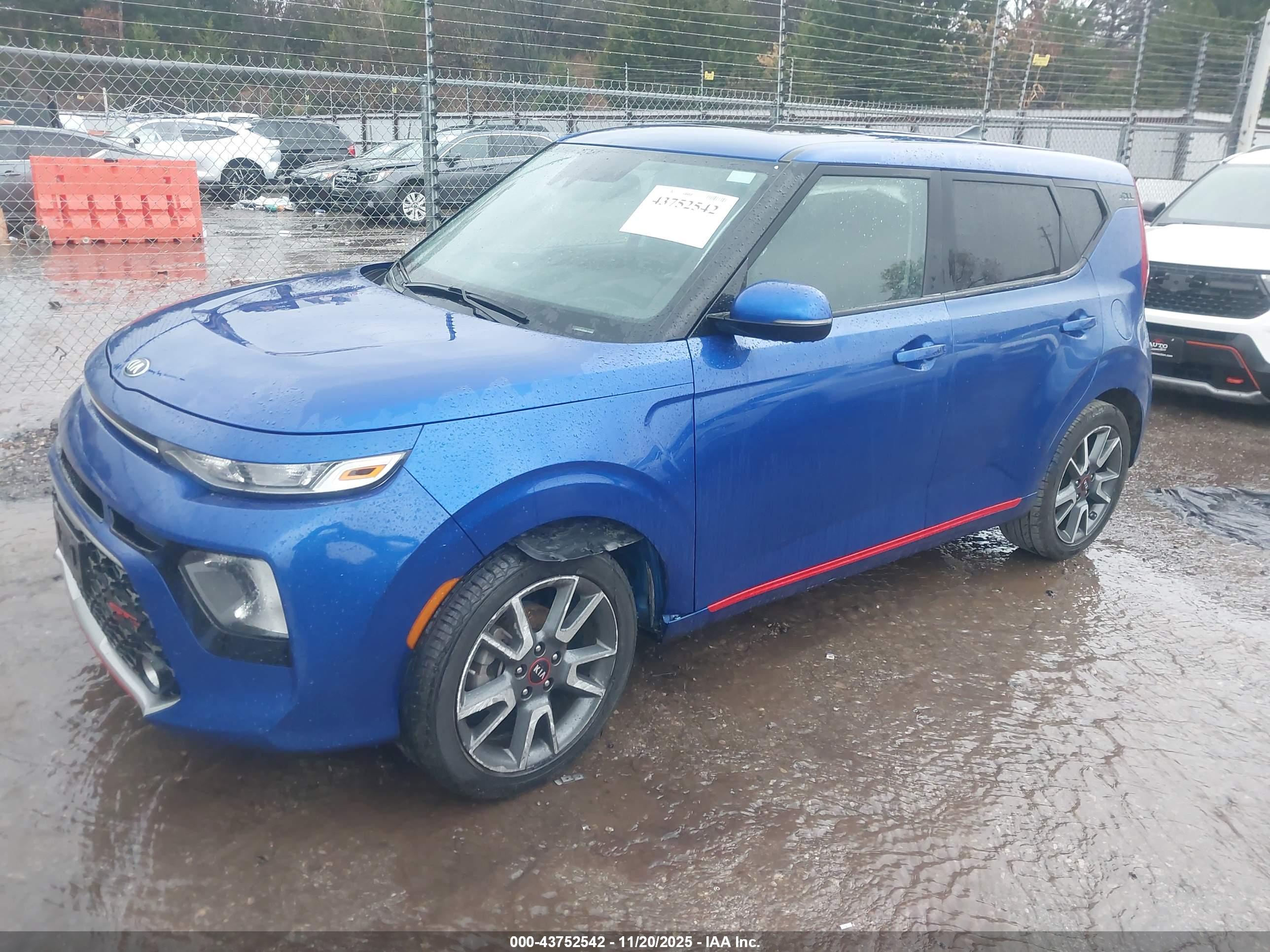 KIA SOUL image 2