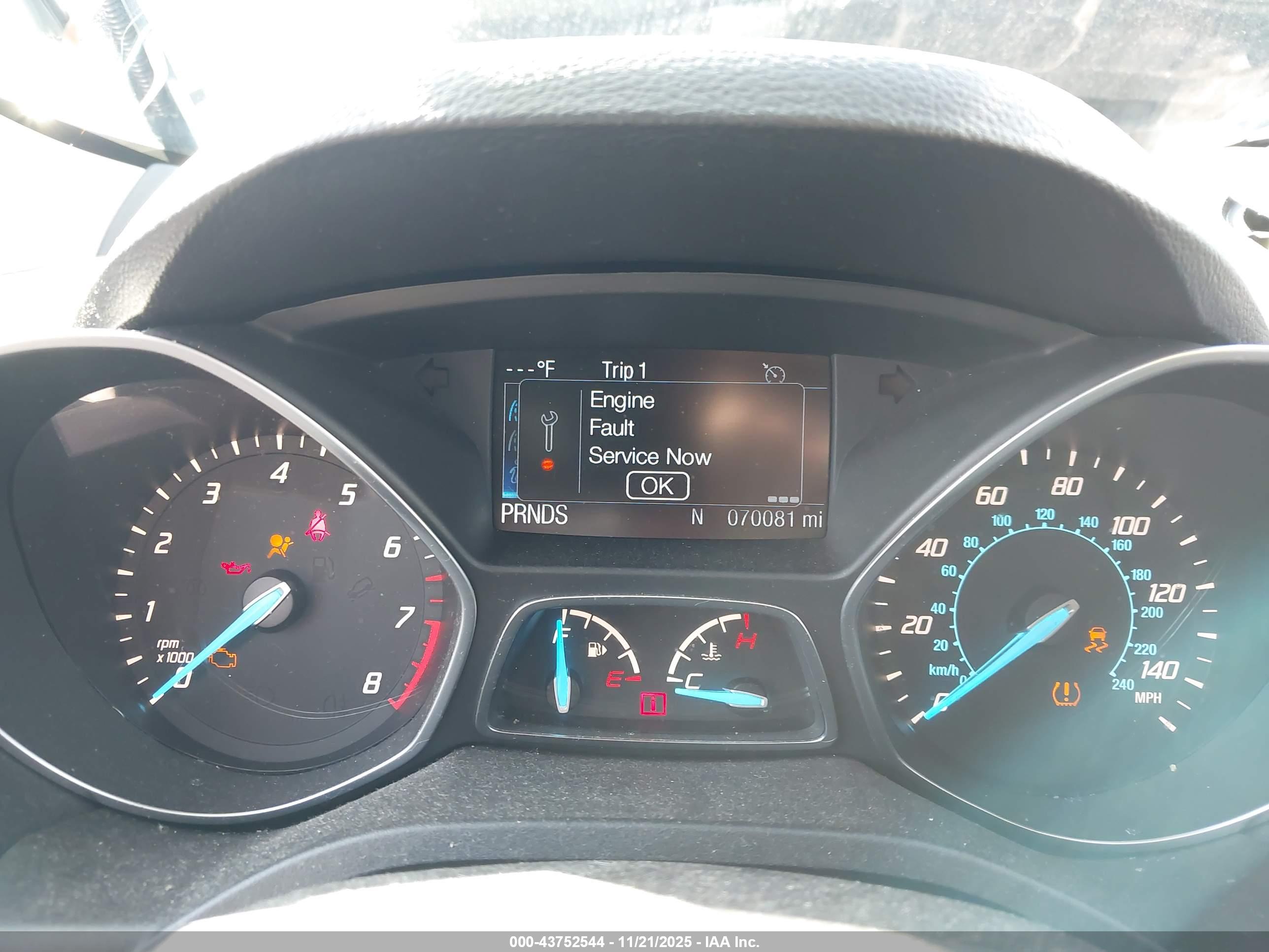 FORD ESCAPE image 7