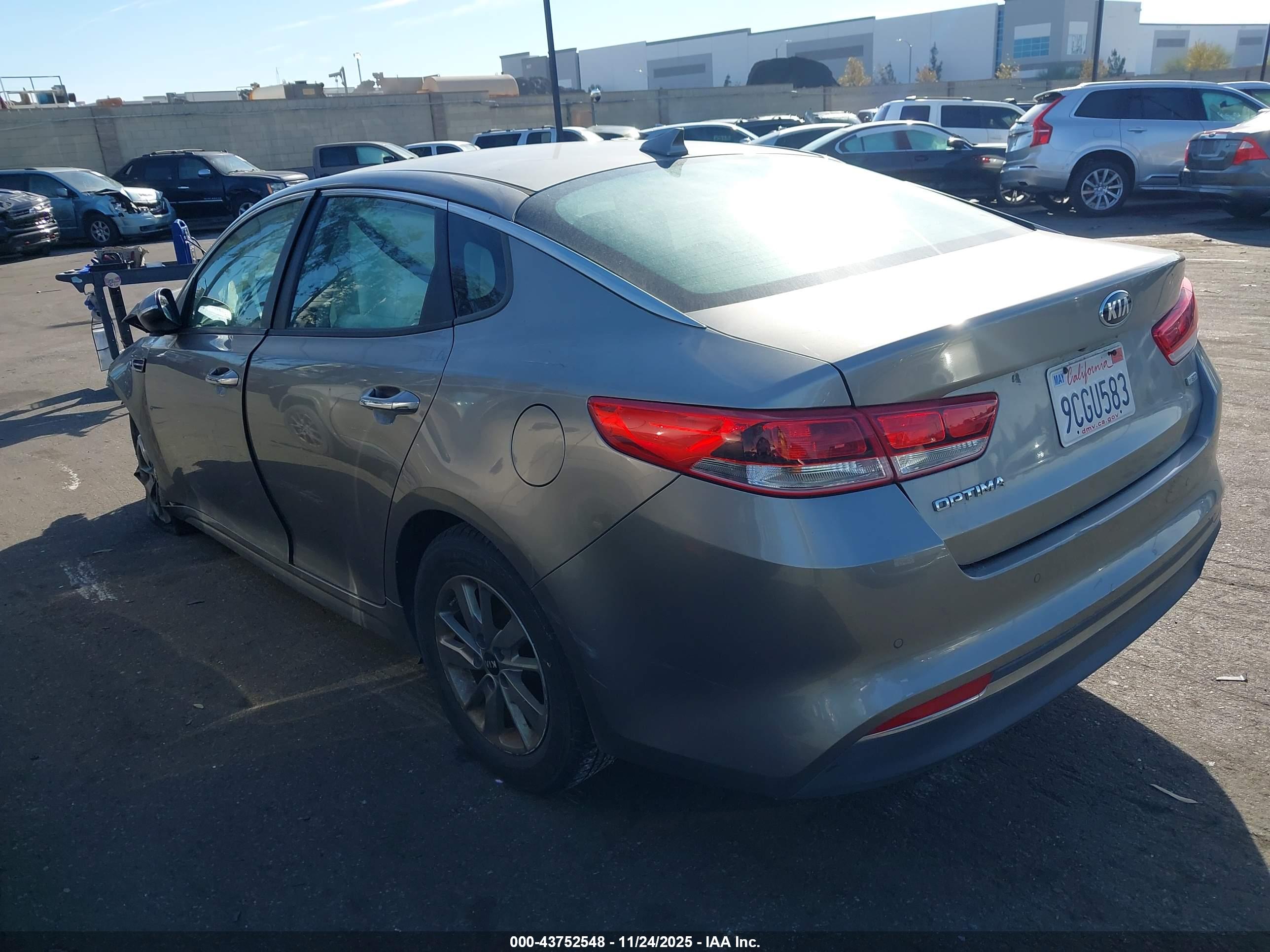 KIA OPTIMA image 3