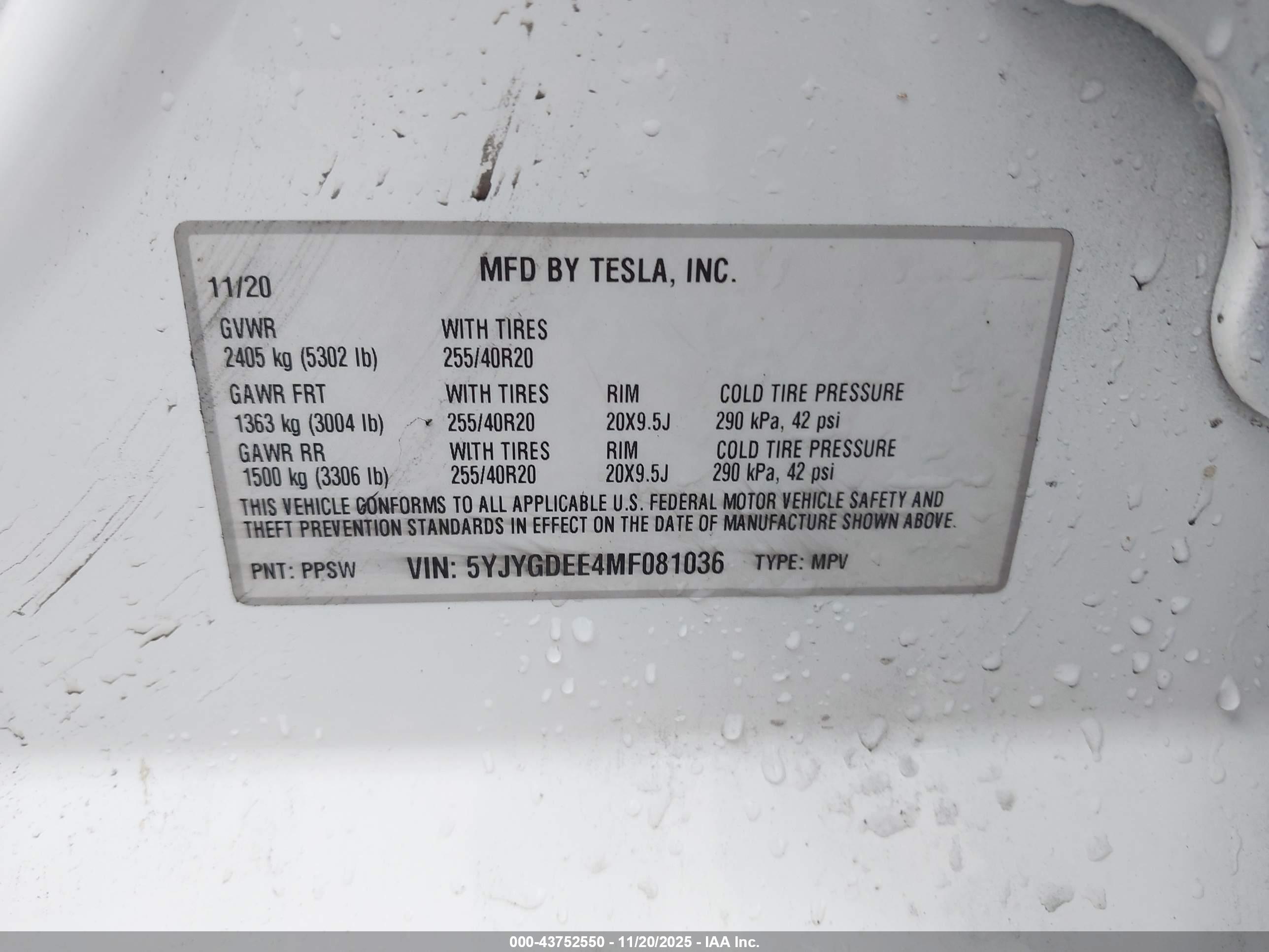 TESLA MODEL image 9