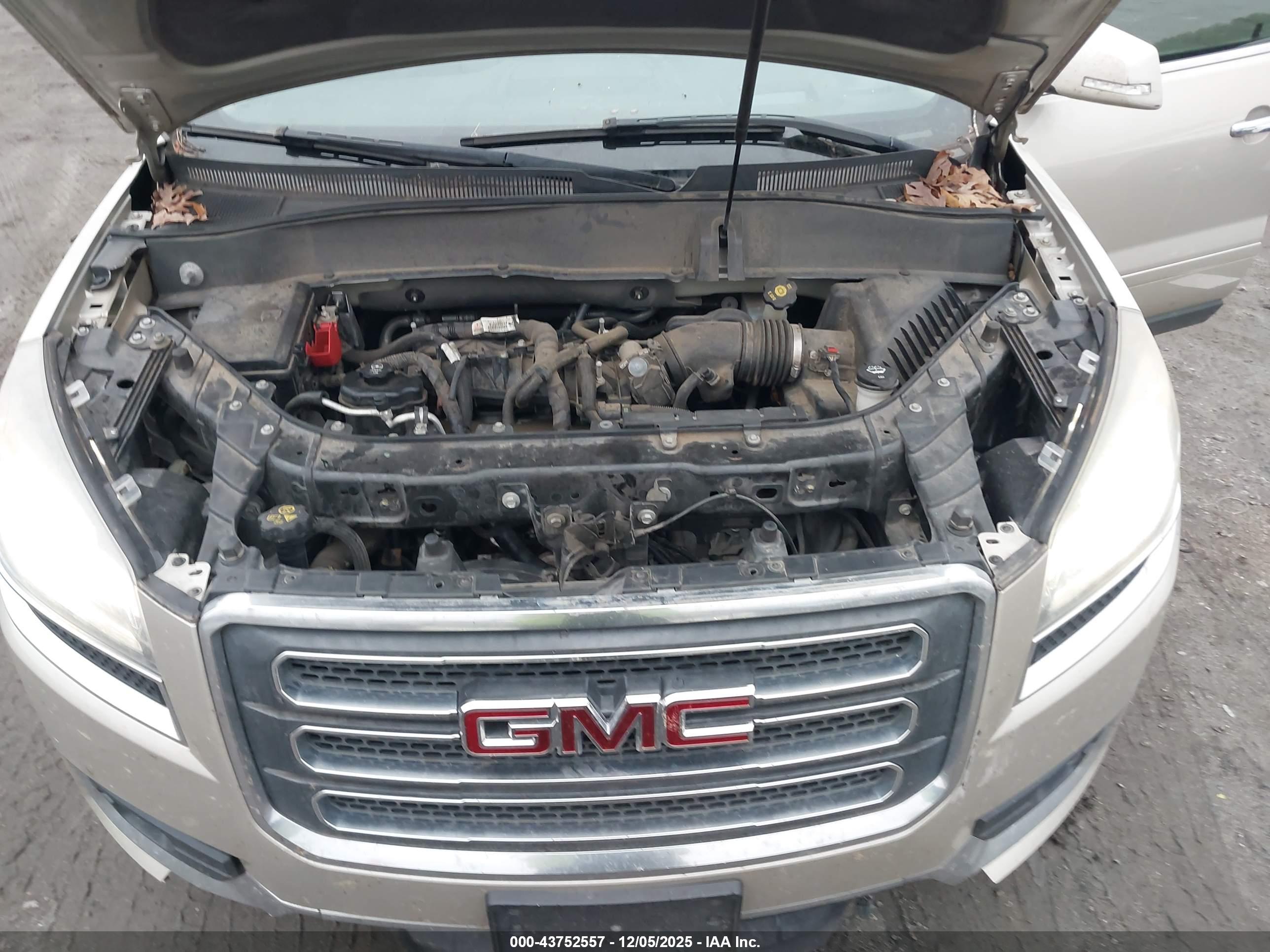 GMC ACADIA image 10