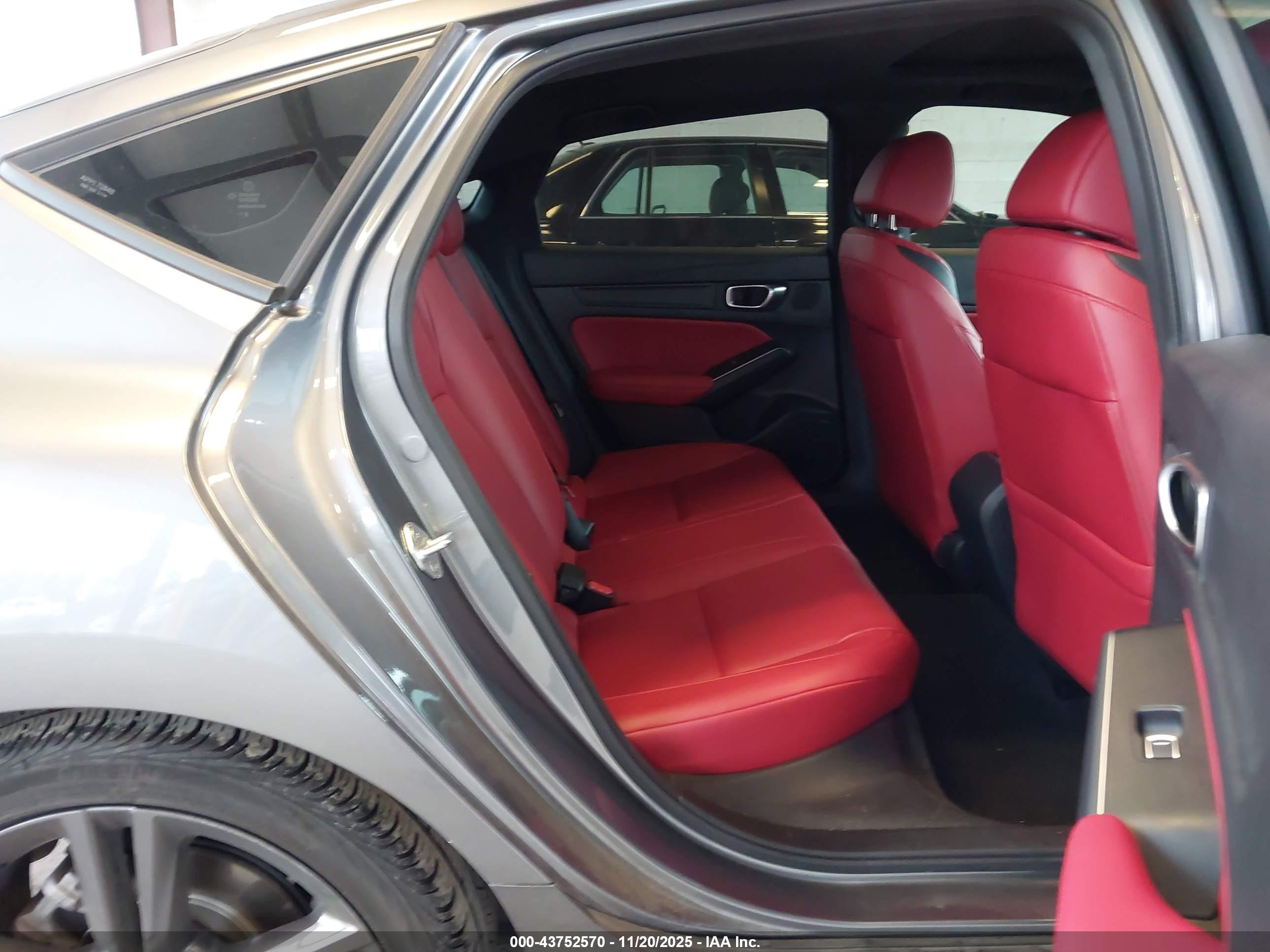 ACURA INTEGRA image 8