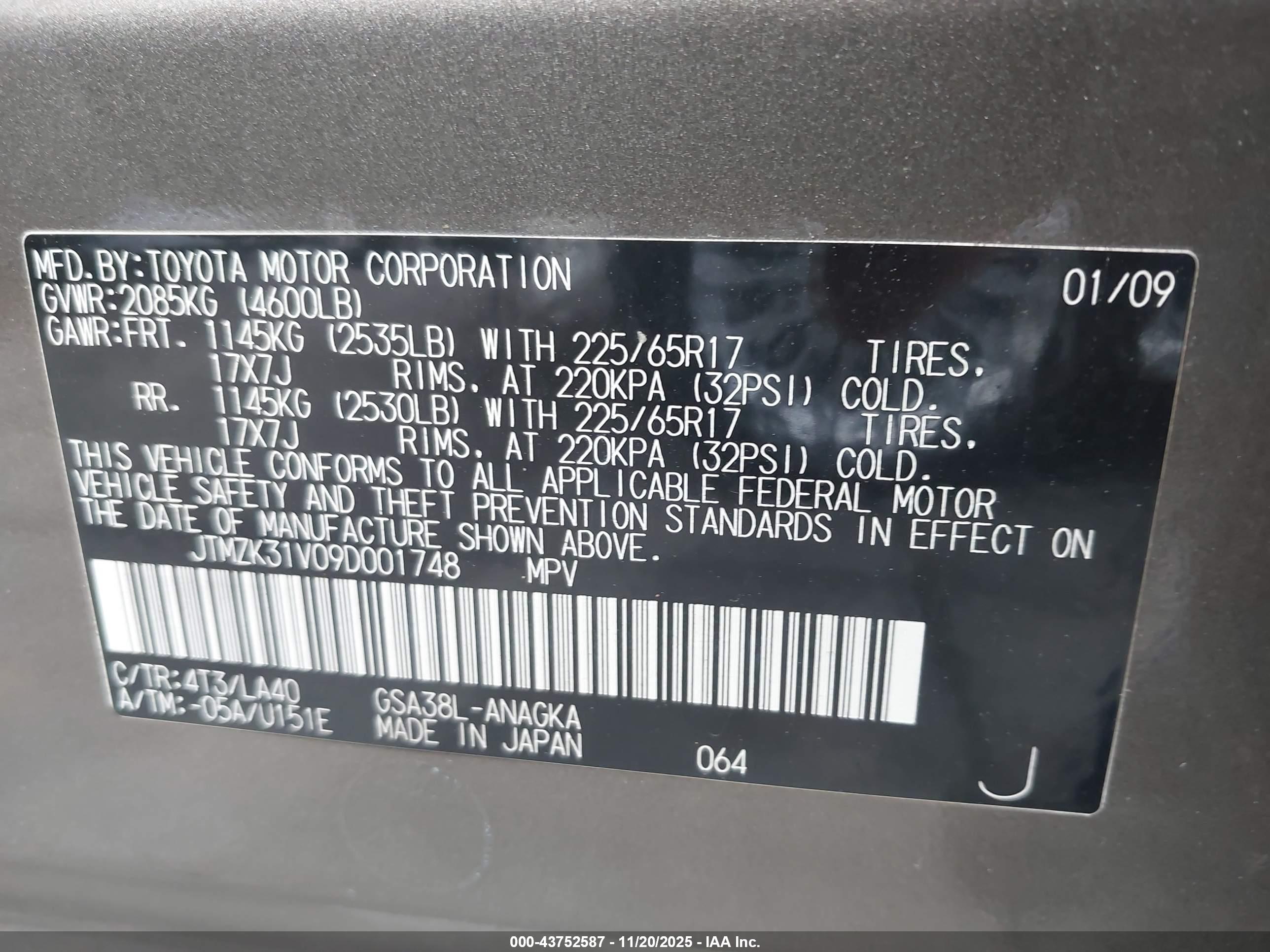 TOYOTA RAV4 image 9