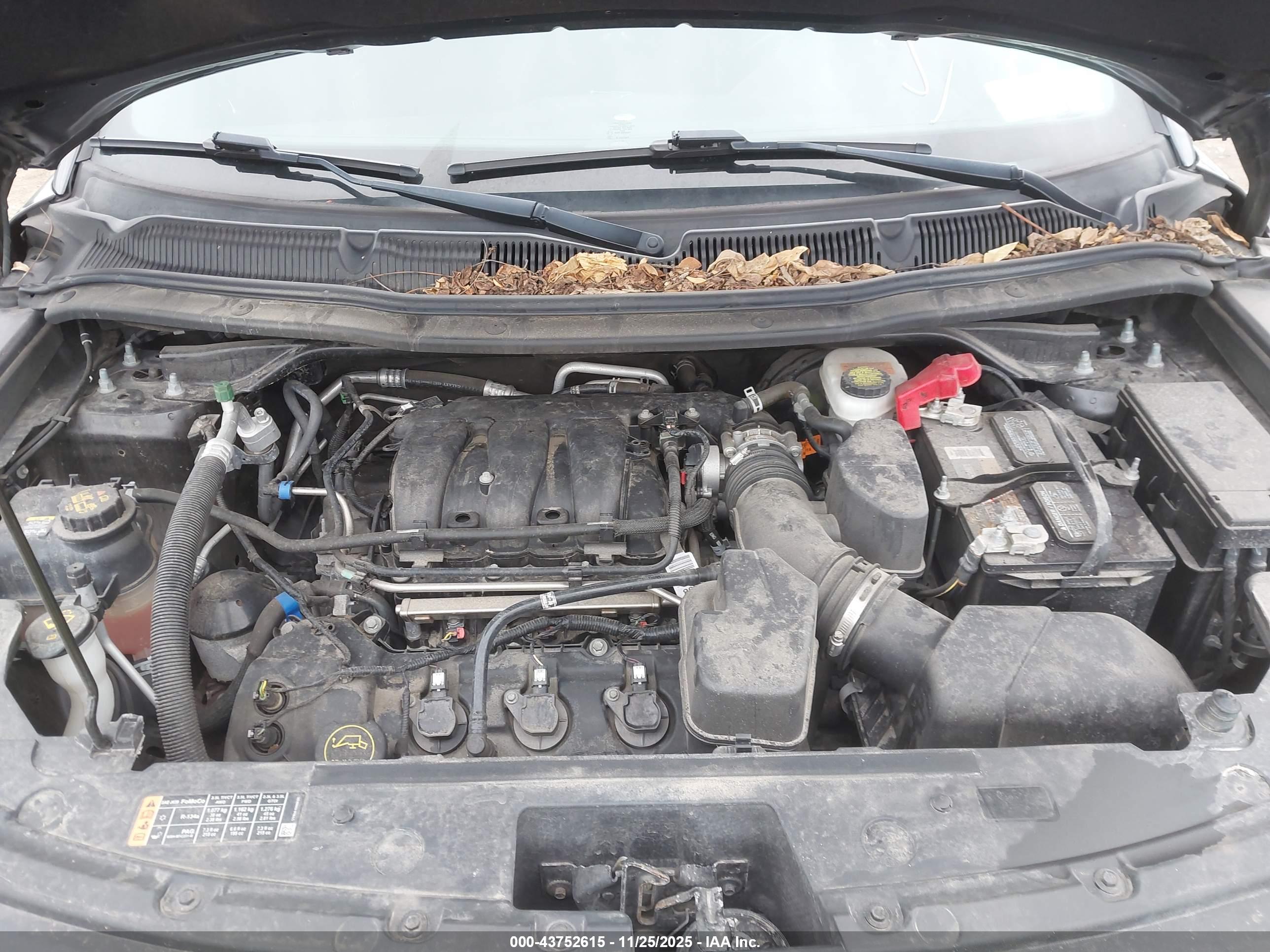 FORD EXPLORER image 10
