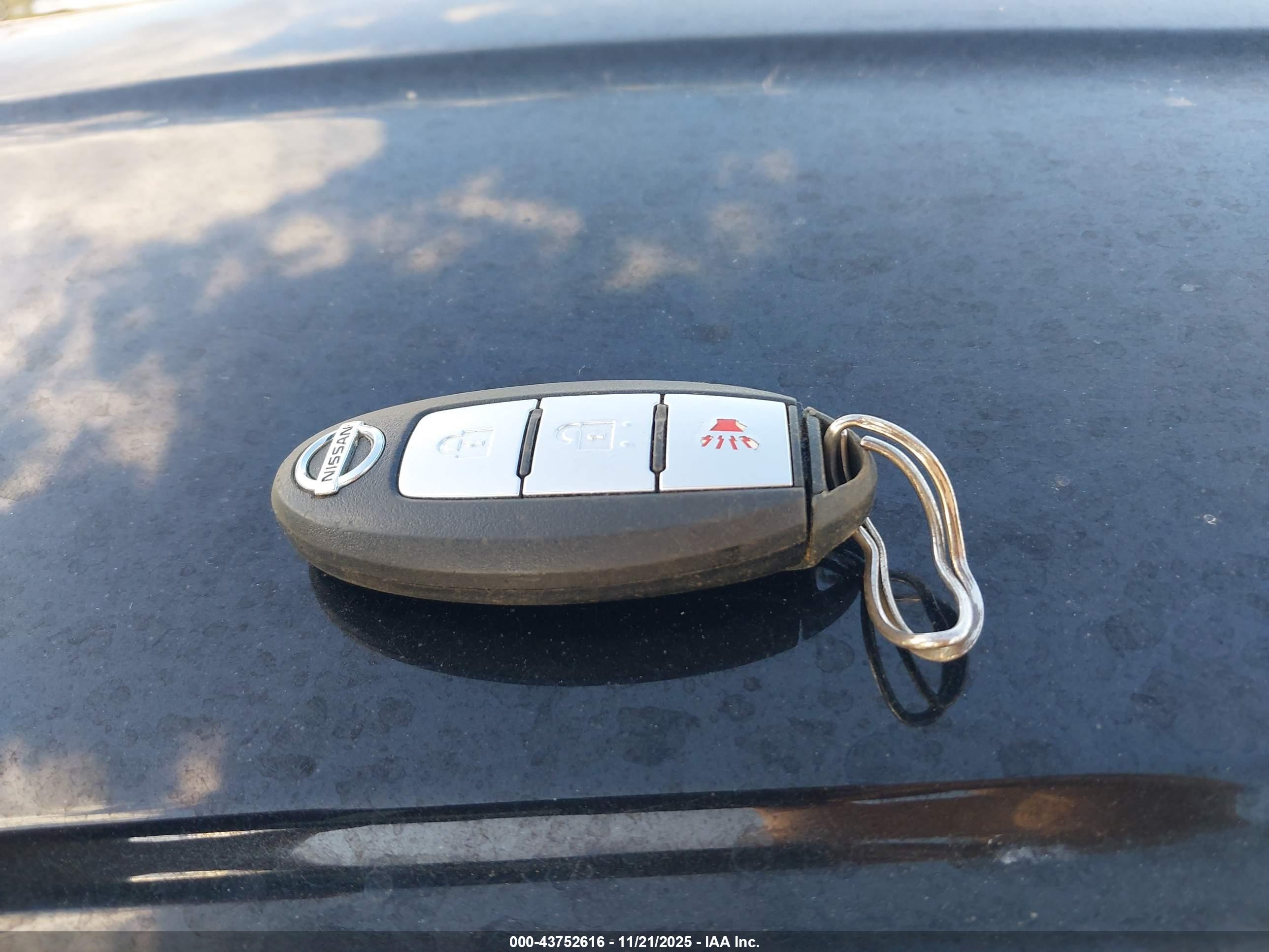 NISSAN PATHFINDER image 11